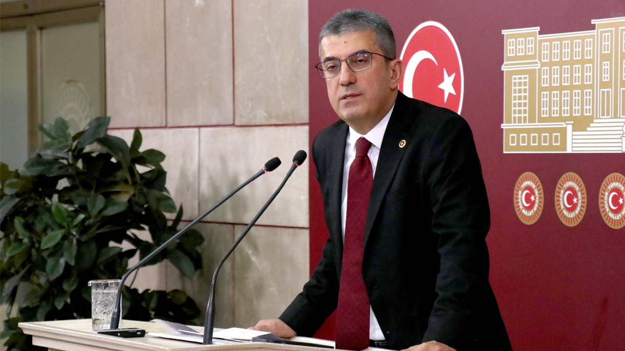 ”Ne Zaman Bu Memlekete Bu Kadar Düşman Oldunuz?”