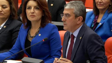 Gökhan Günaydın: Adaletle Yönetmeyenin Meşruiyeti de Kalmaz