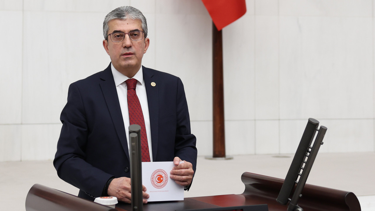 Gökhan Günaydın: Emperyalizmin Maşası Haline Geldiniz!