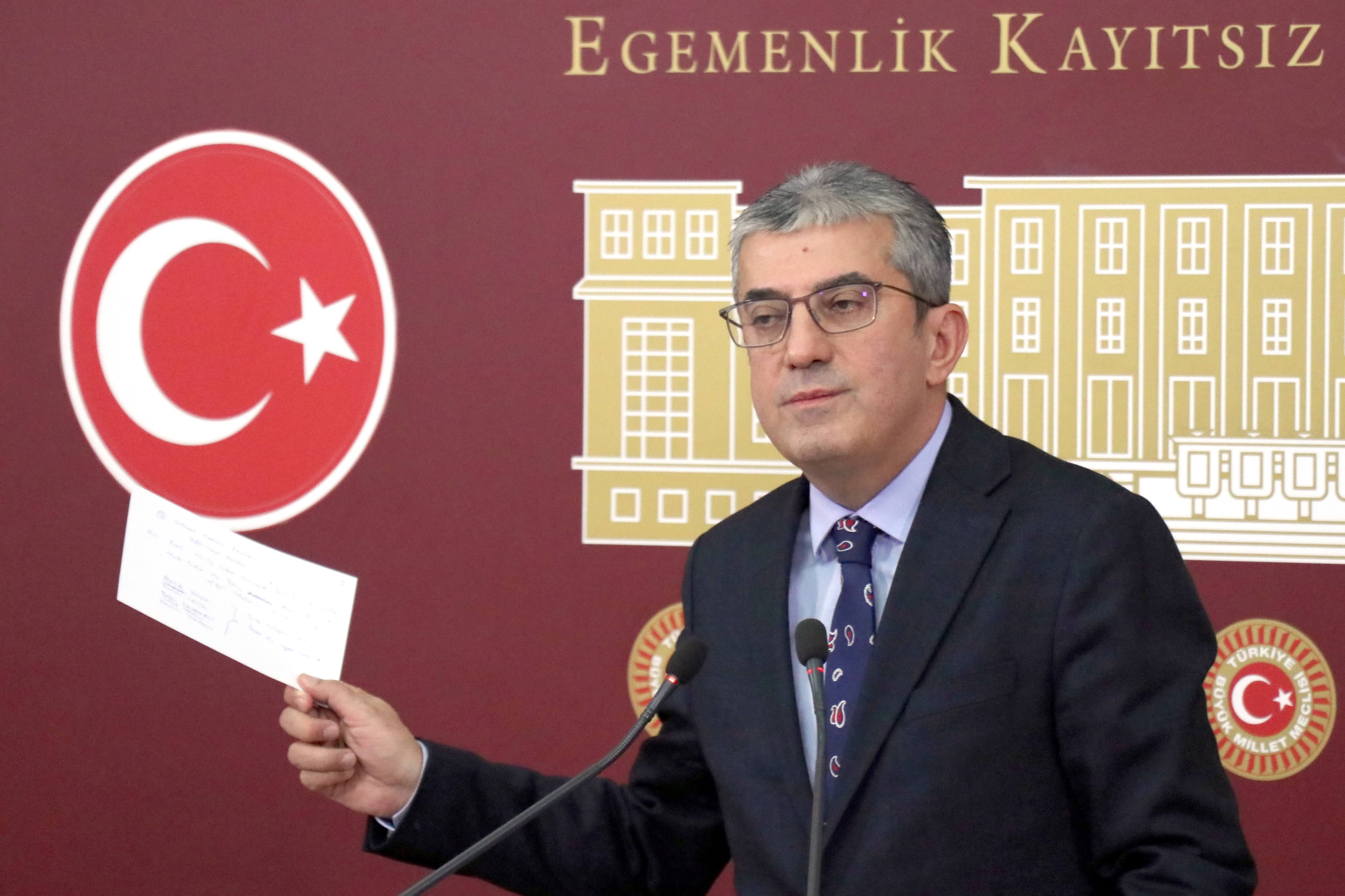 Asgari Ücret Altında Ezilen İnsanların Haklarını Bir Kez Daha Yiyecekler