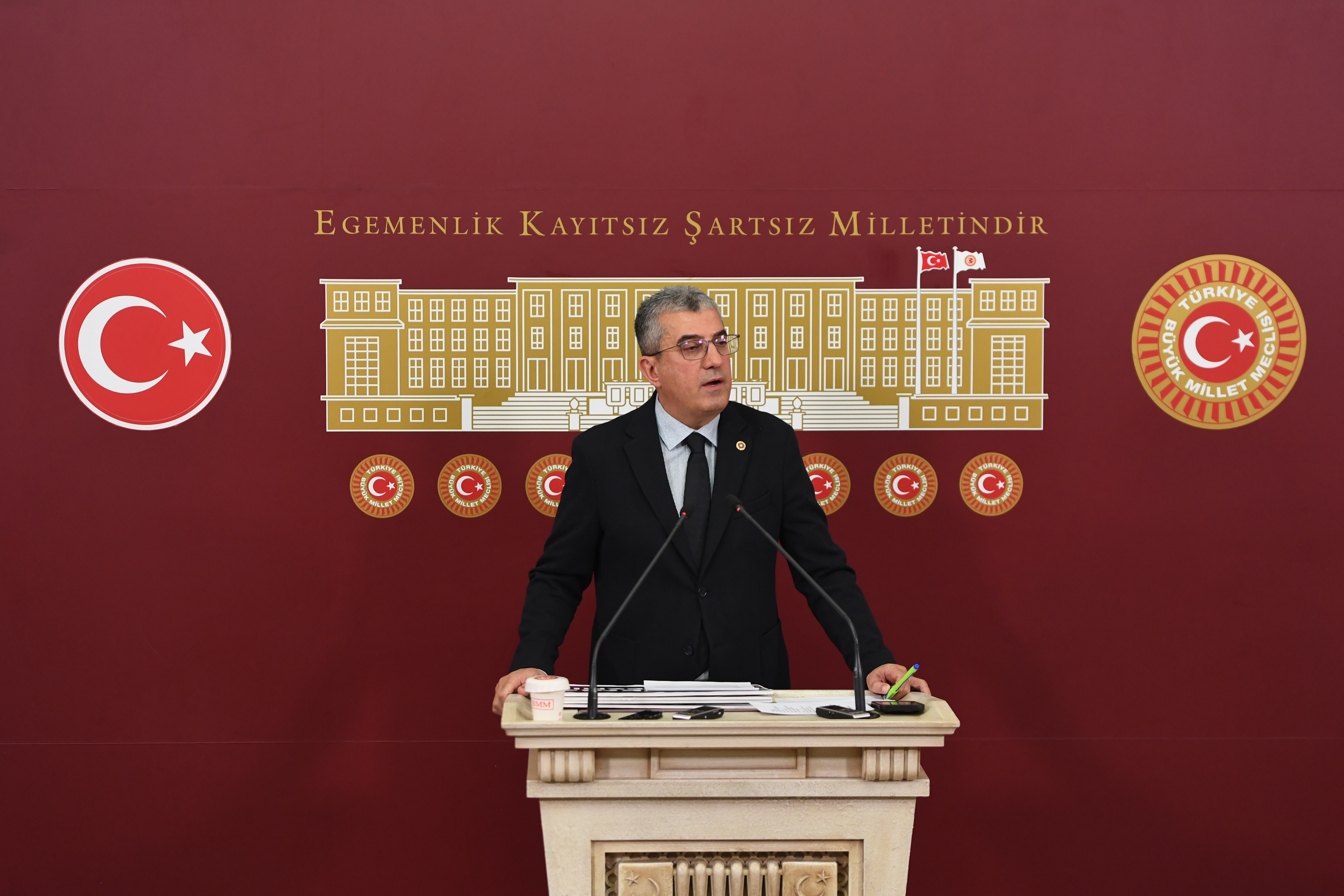 Gökhan Günaydın: Oy Sahtekarlığı Yapan Bir Bakana Hazineyi Teslim Ettiler