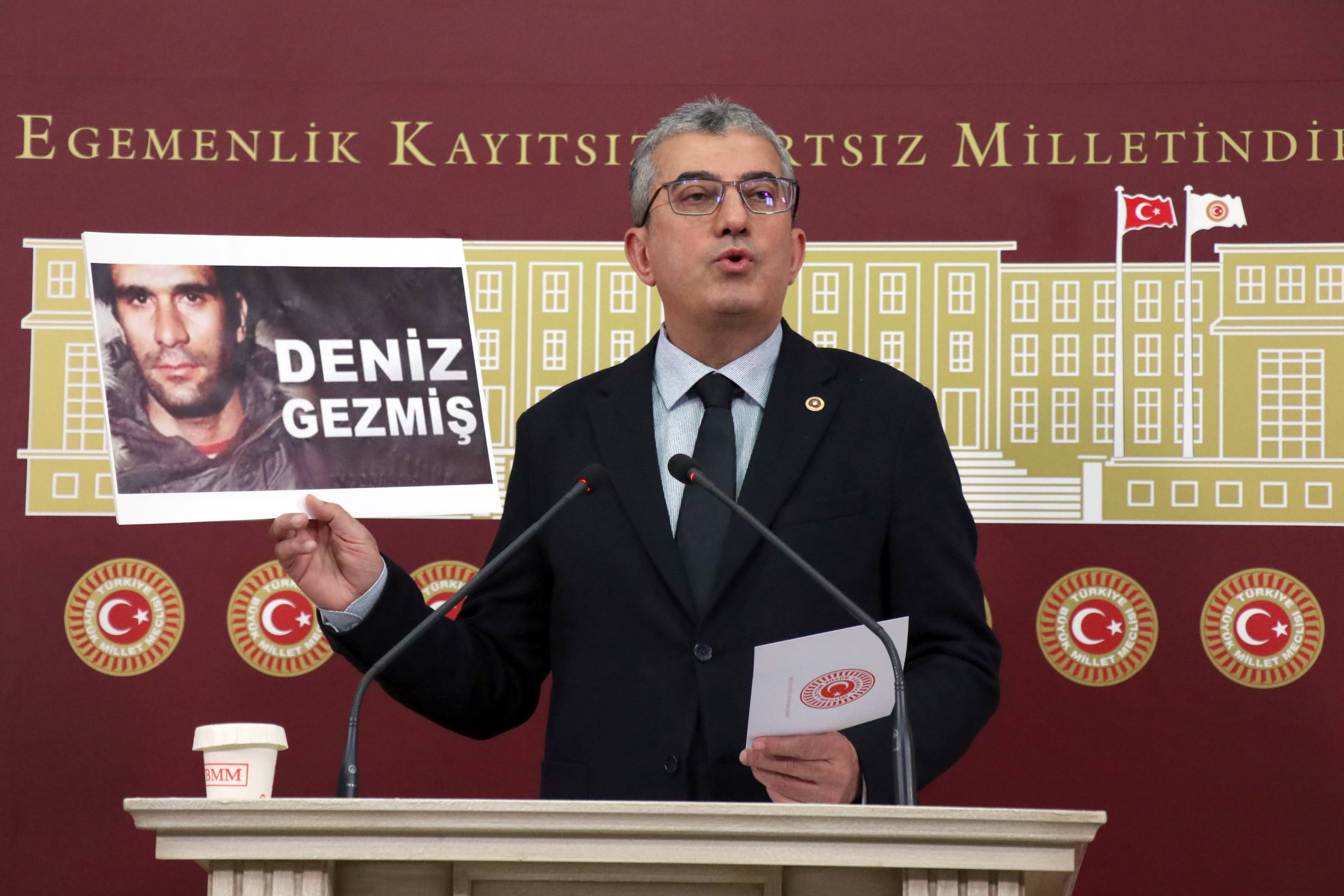 Gökhan Günaydın: Oy Sahtekarlığı Yapan Bir Bakana Hazineyi Teslim Ettiler