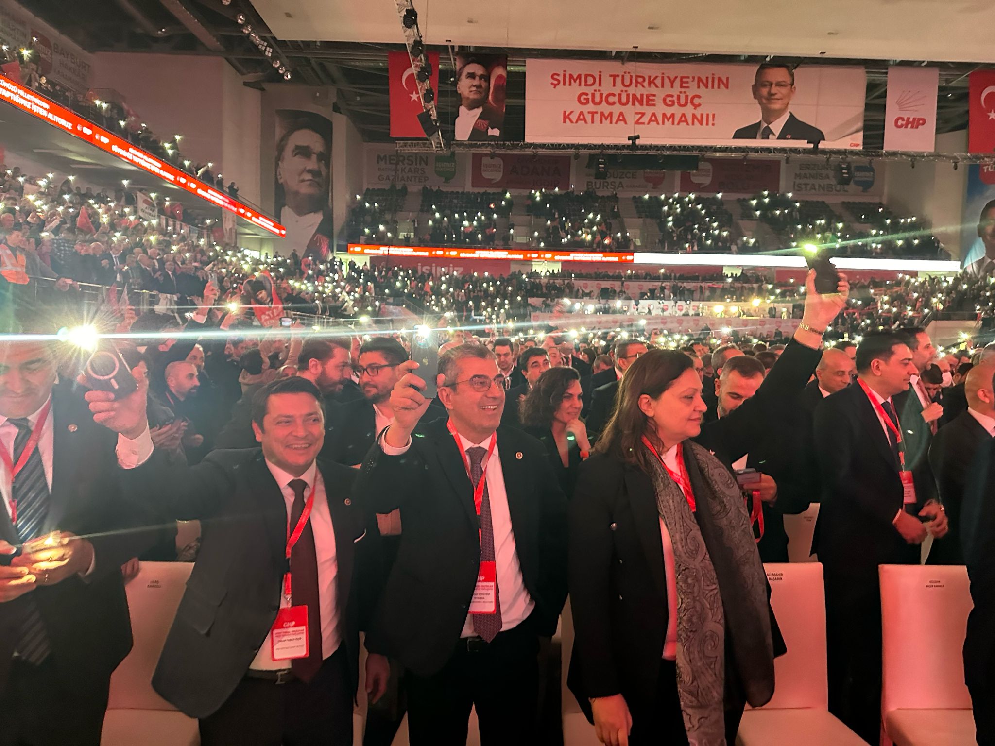 Cumhuriyet Halk Partisi Aday Tanıtım Toplantısı'ndayız