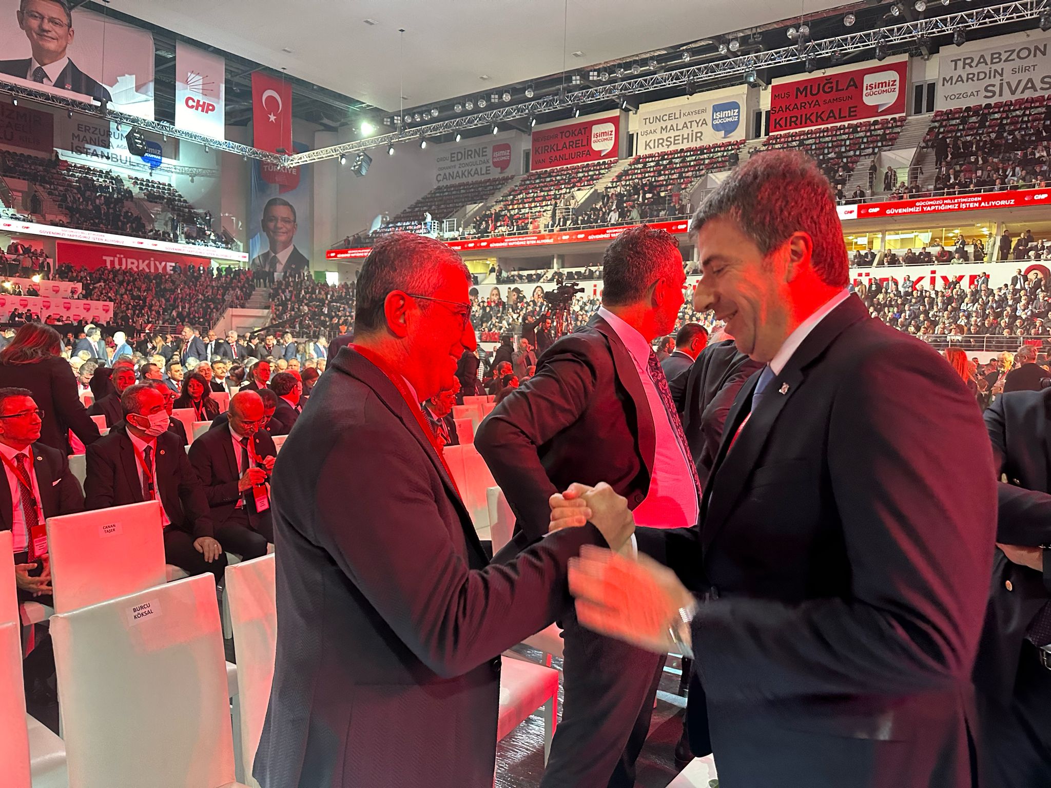 Cumhuriyet Halk Partisi Aday Tanıtım Toplantısı'ndayız