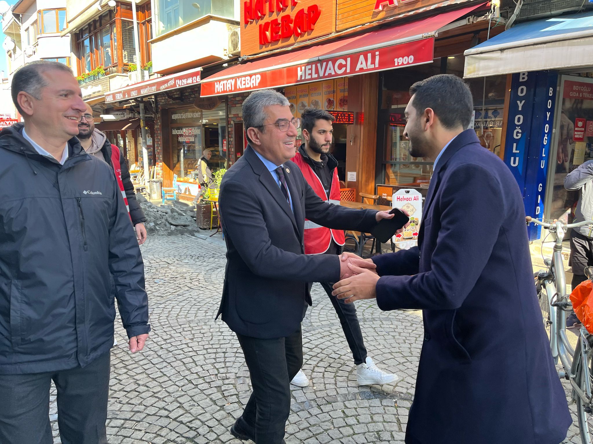 Belediye Başkan Adayımız Eren Ali Bingöl ve Yol Arkadaşlarımızla Tuzla’dayız
