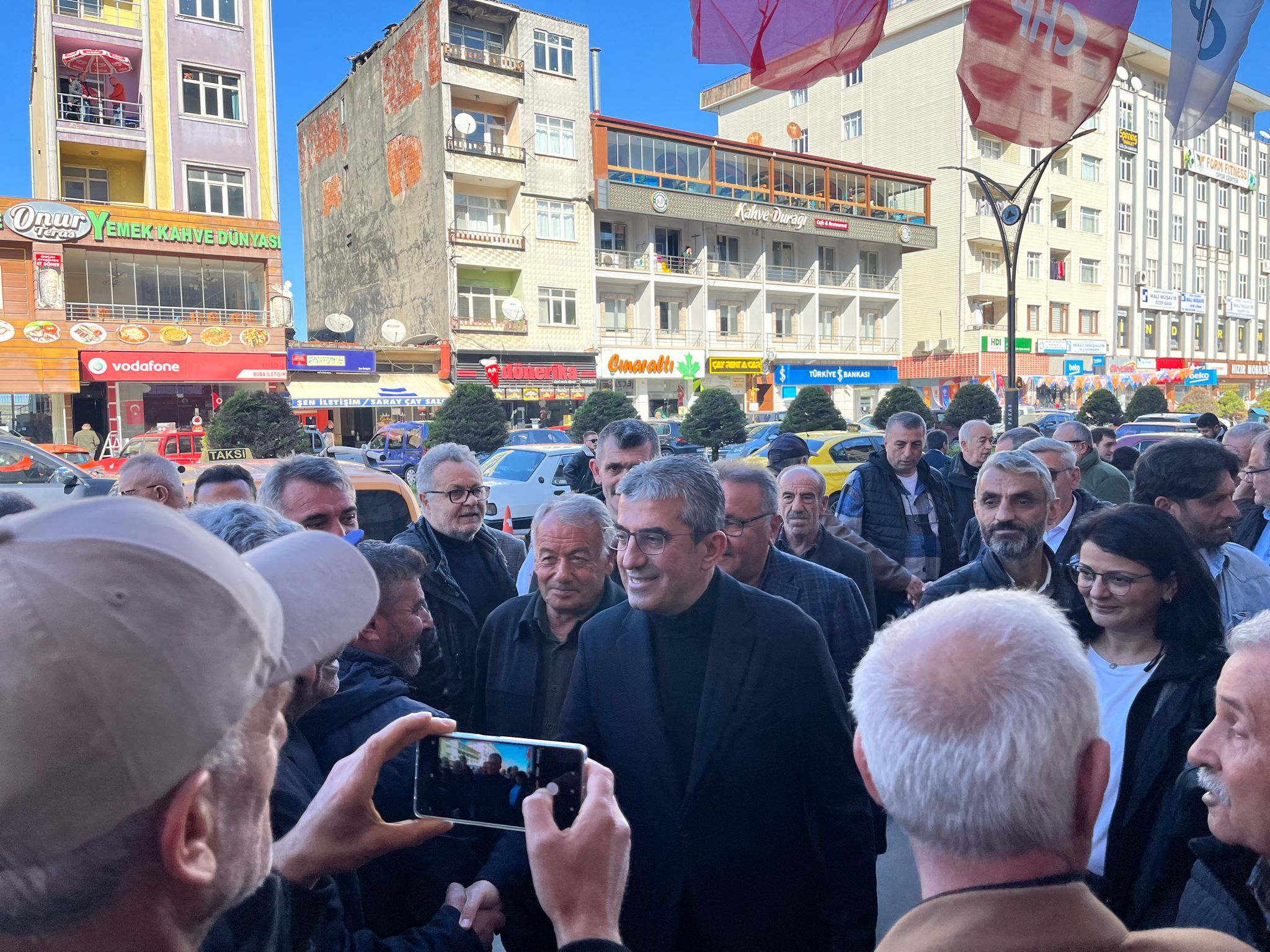 31 Mart günü Pazar’da baharı birlikte müjdeleyeceğiz.
