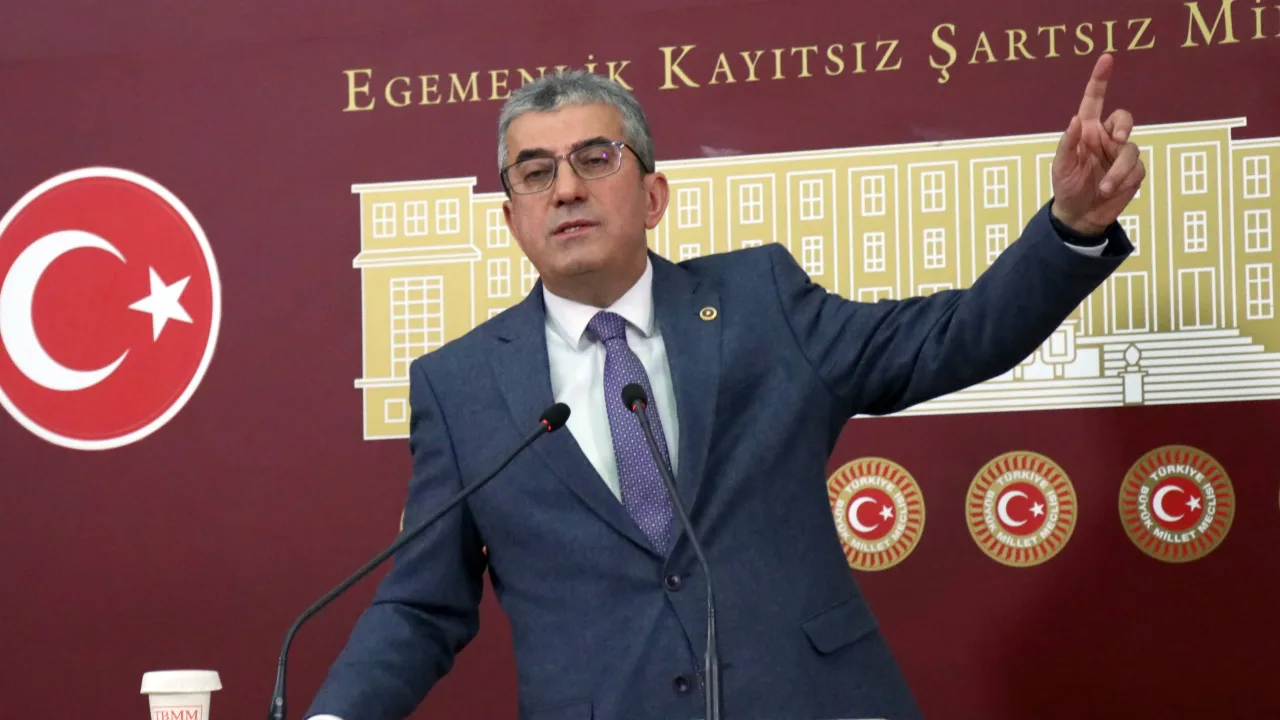 Emekliye Paran Yoksa Anagold'un 7,2 Milyar Dolarlık Borcunu Niye Sildin?