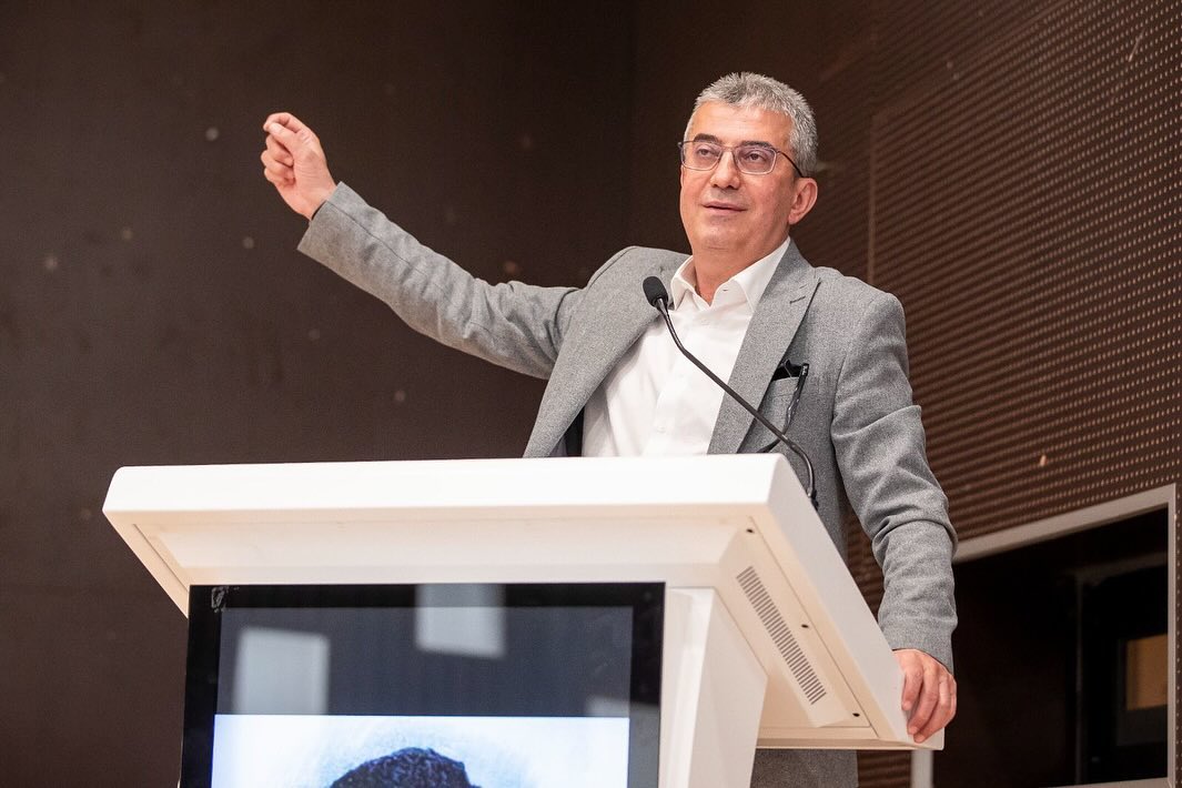 CHP Grup Başkanvekili Gökhan Günaydın 'Neoliberalizmin Krizinde Tarım Politikalarını Yeniden Düşünmek' başlıklı panele konuşmacı olarak katıldı.