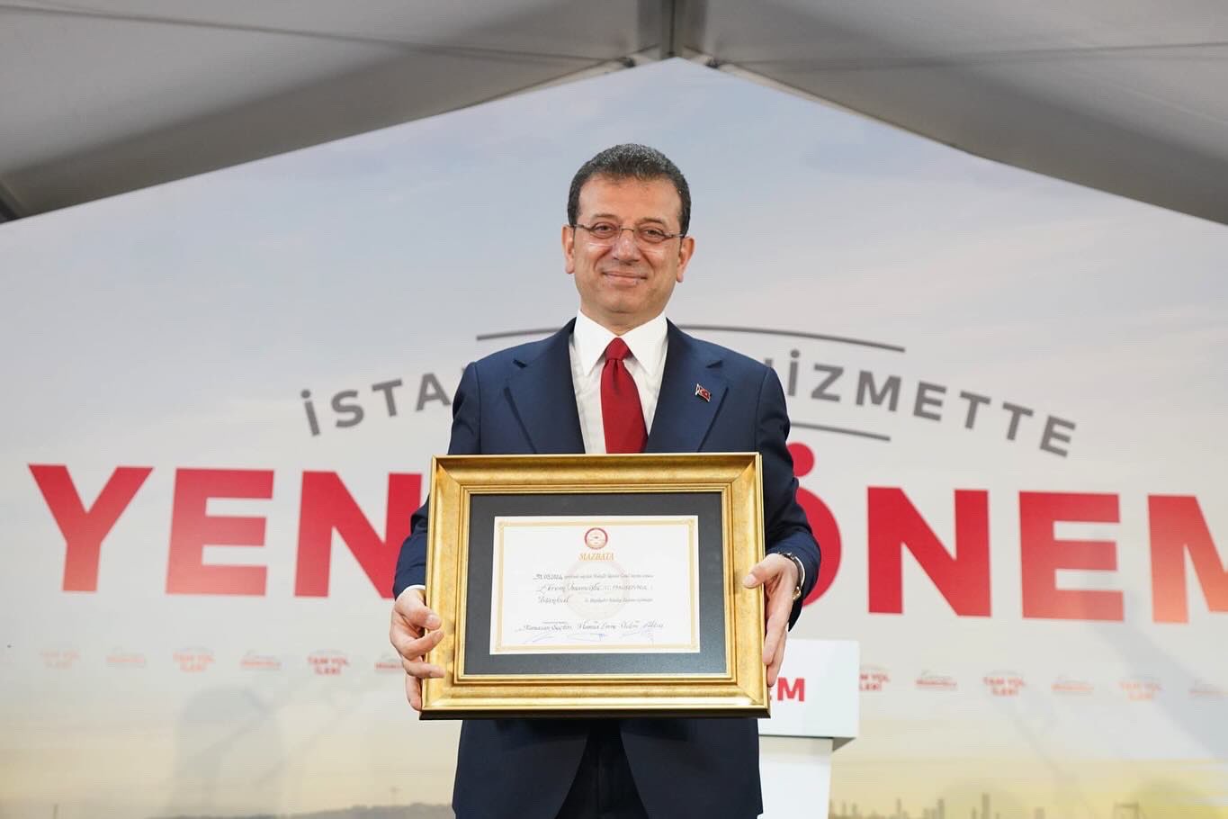 İBB Başkanı Ekrem İmamoğlu'nun mazbata töreni gerçekleştirildi