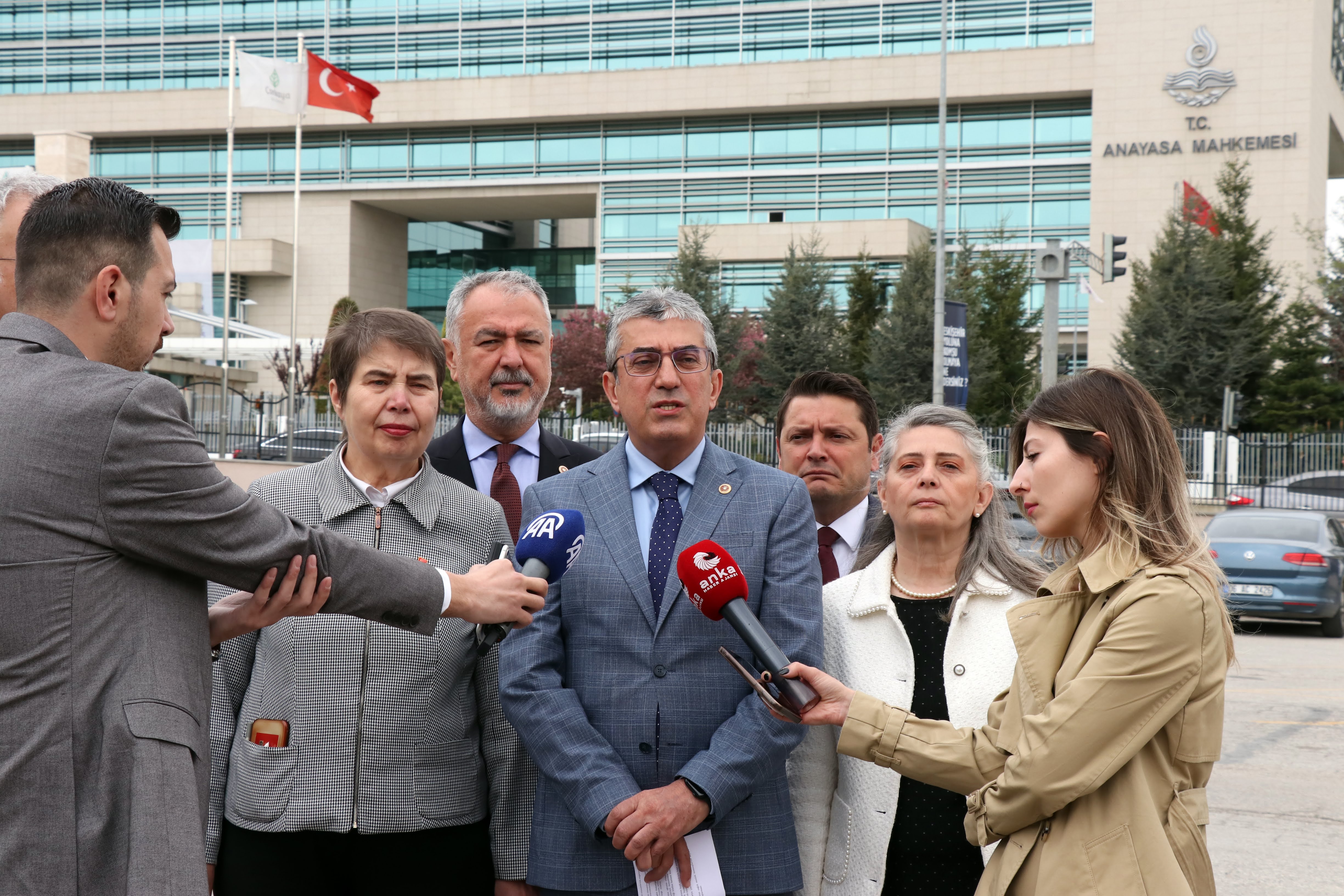Sağlık Alanındaki Düzenlemelerin İptali İçin Anayasa Mahkemesi'ne Başvurduk