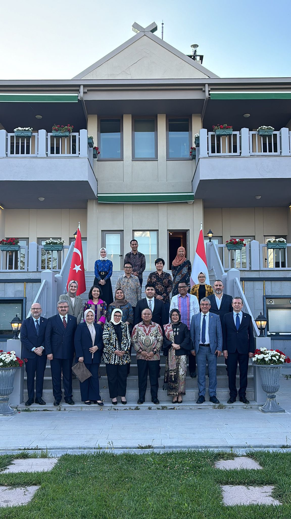 Endonezya Büyükelçisi Achmad Rizel Purnama ile iki ülke arasındaki ilişkilerin geliştirilmesine yönelik işbirliği olanaklarını değerlendirdik