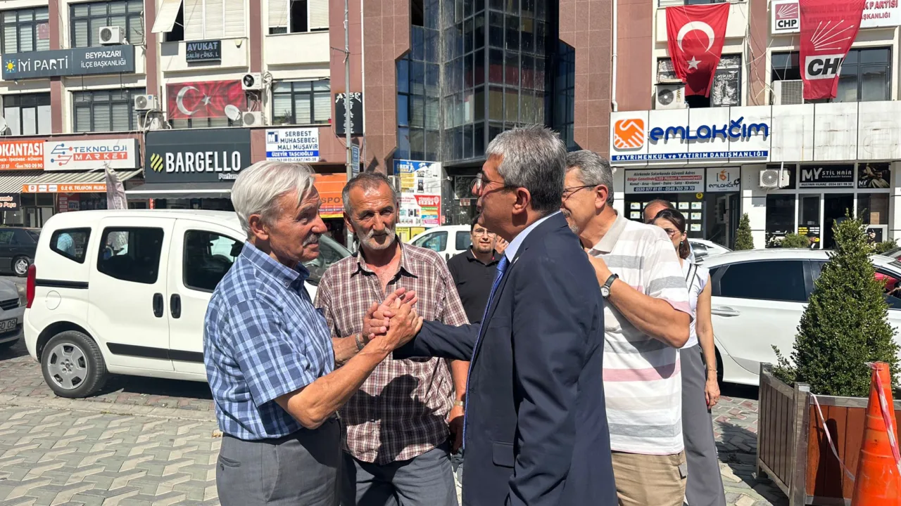 Yerelde kurduğumuz sosyal demokrat başarı ağı geneldeki Cumhuriyet Halk Partisi iktidarının habercisidir. Daha çok çalışarak, halkımızla birlikte kazanacağız.