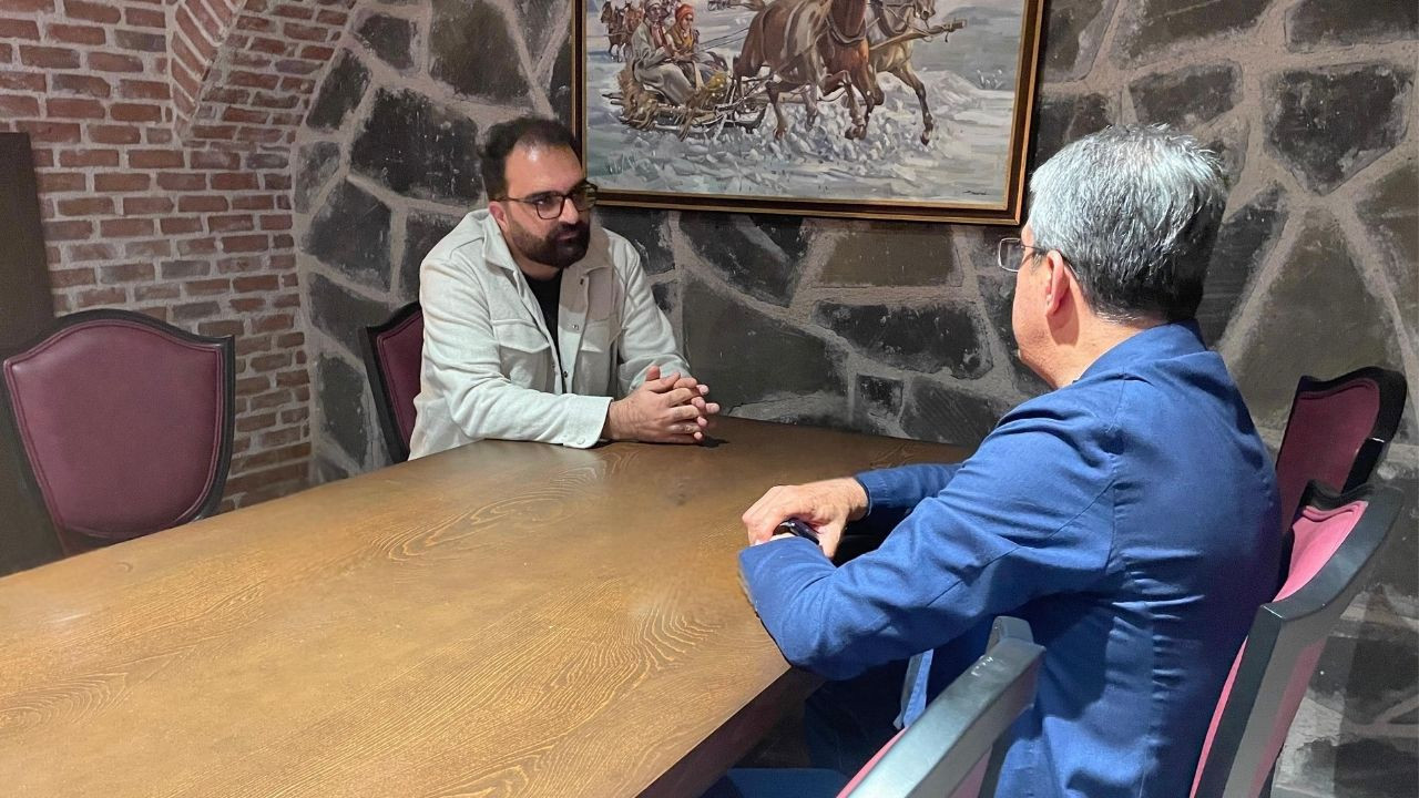SODEV’in Kars’ta düzenlediği panele katılan CHP Grup Başkanvekili Gökhan Günaydın, panelin ardından sorularımızı yanıtladı: “CHP, sağlam politikalarla seslenmeli, DEM Parti Türkiye partisi olmalı.”