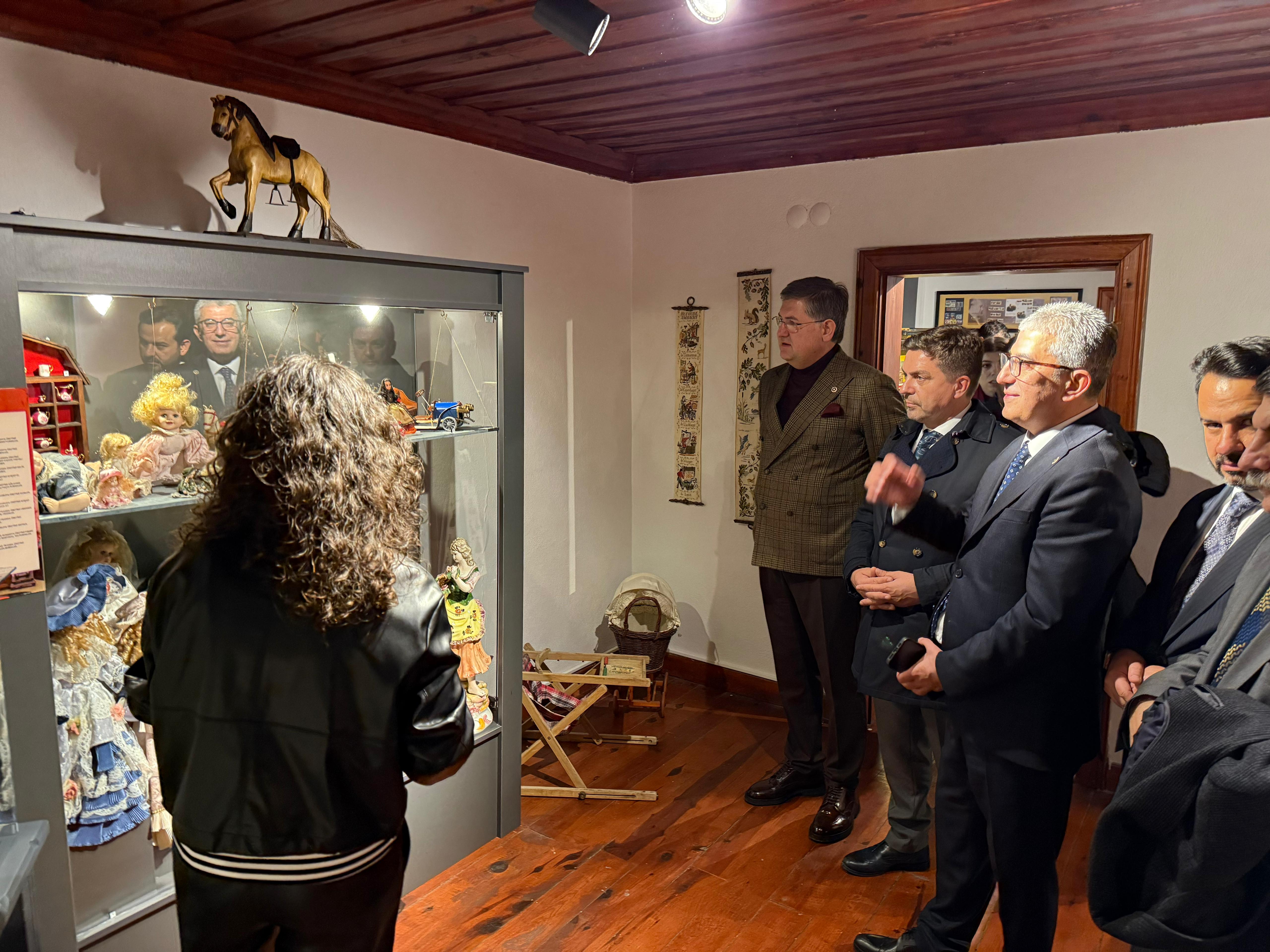 İzmit Oyuncak Müzesi Yoğun Katılımla Açıldı - 12