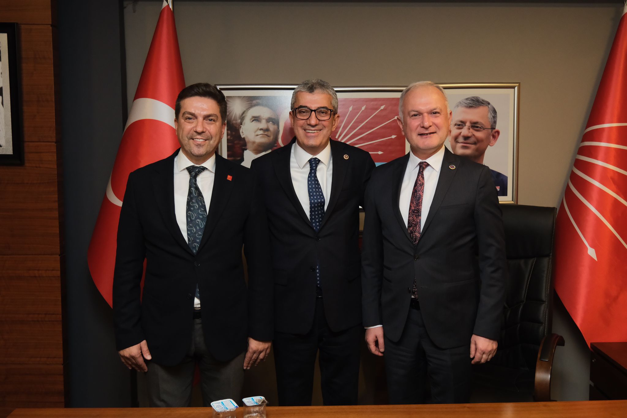 Günaydın Kocaeli ziyaretinde “Merkezi iktidar olmadan yerel iktidar olmak yetmiyor, kurucularımıza ve çocuklara karşı sorumluluklarımız var” dedi.