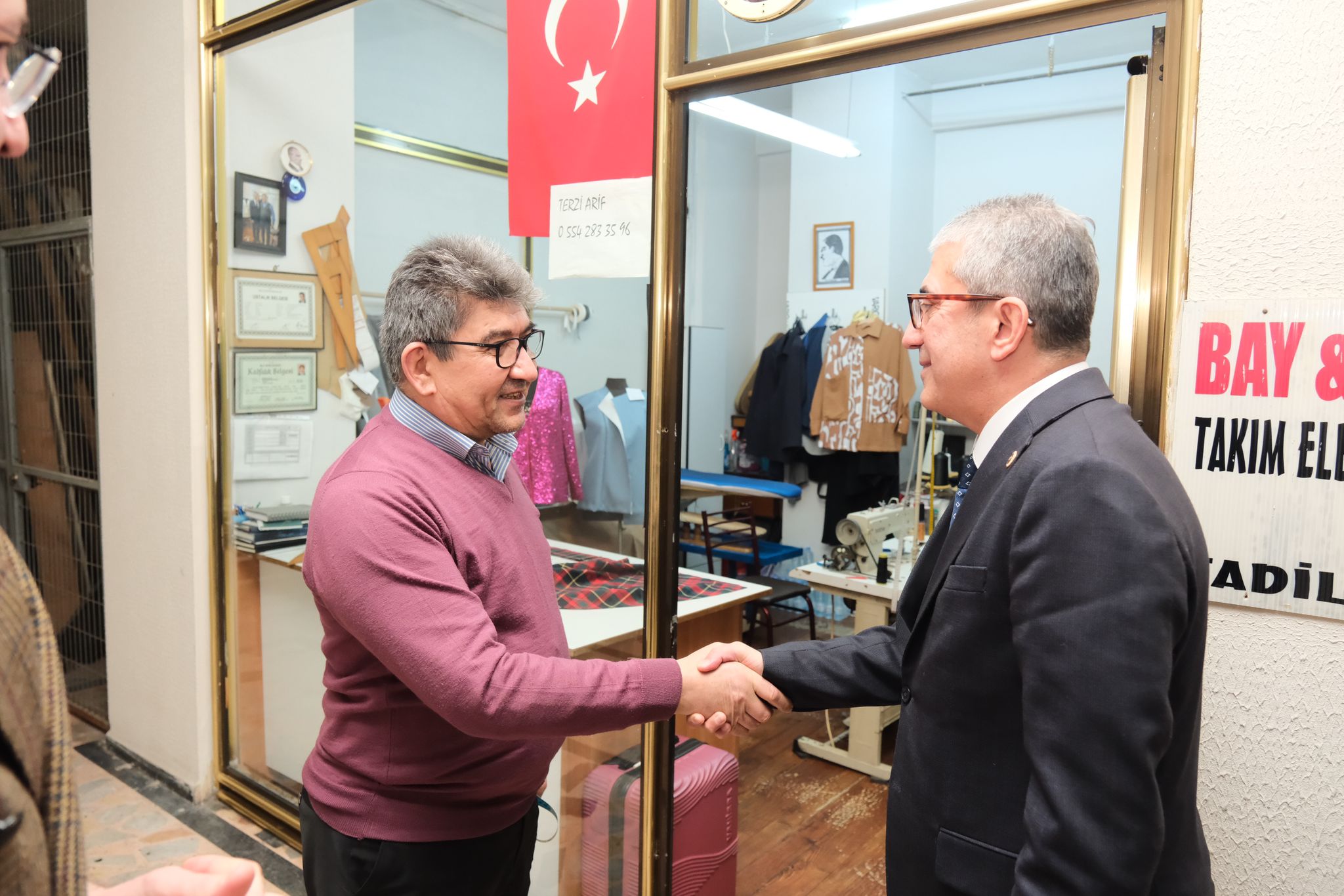 Günaydın Kocaeli ziyaretinde “Merkezi iktidar olmadan yerel iktidar olmak yetmiyor, kurucularımıza ve çocuklara karşı sorumluluklarımız var” dedi.