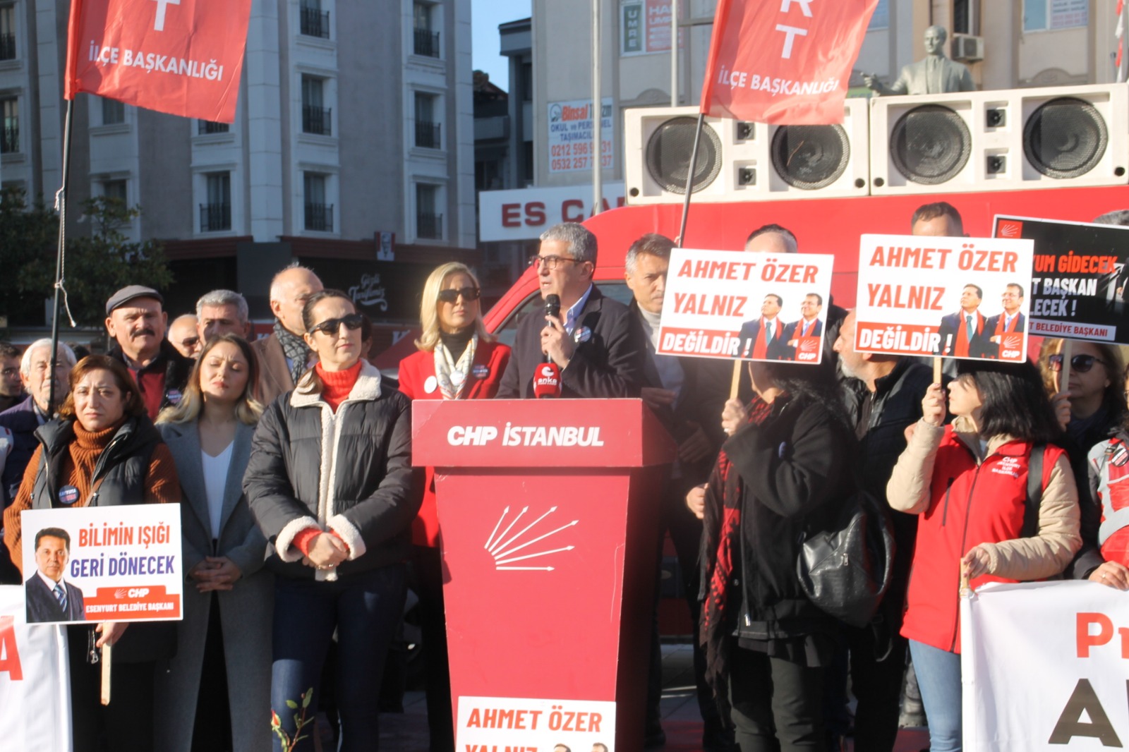 Esenyurt Demokrasi Nöbeti: Türkiye Böyle Devam Etmeyecek