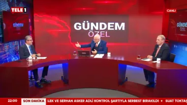 CHP Grup Başkanvekili Gökhan Günaydın, Tele 1'de Merdan Yanardağ ile Gündem Özel programına katılarak Can Ataklı ve Merdan Yanardağ'ın sorularını yanıtladı. Günaydın; CHP'nin yeni mücadele stratejisini, açıklanan son anketlerde CHP'nin adayının 11 puan önde olduğunu, Suat Toktaş, Kürşad Oğuz ve Barış Pehlivan hakkında çıkartılan tutuklama talebini, Ekrem İmamoğlu'nun düzenlemiş olduğu basın toplantısını ve İmamoğlu'nun açıkladığı bilirkişi Satılmış B. hakkındaki iddiaları değerlendirdi.