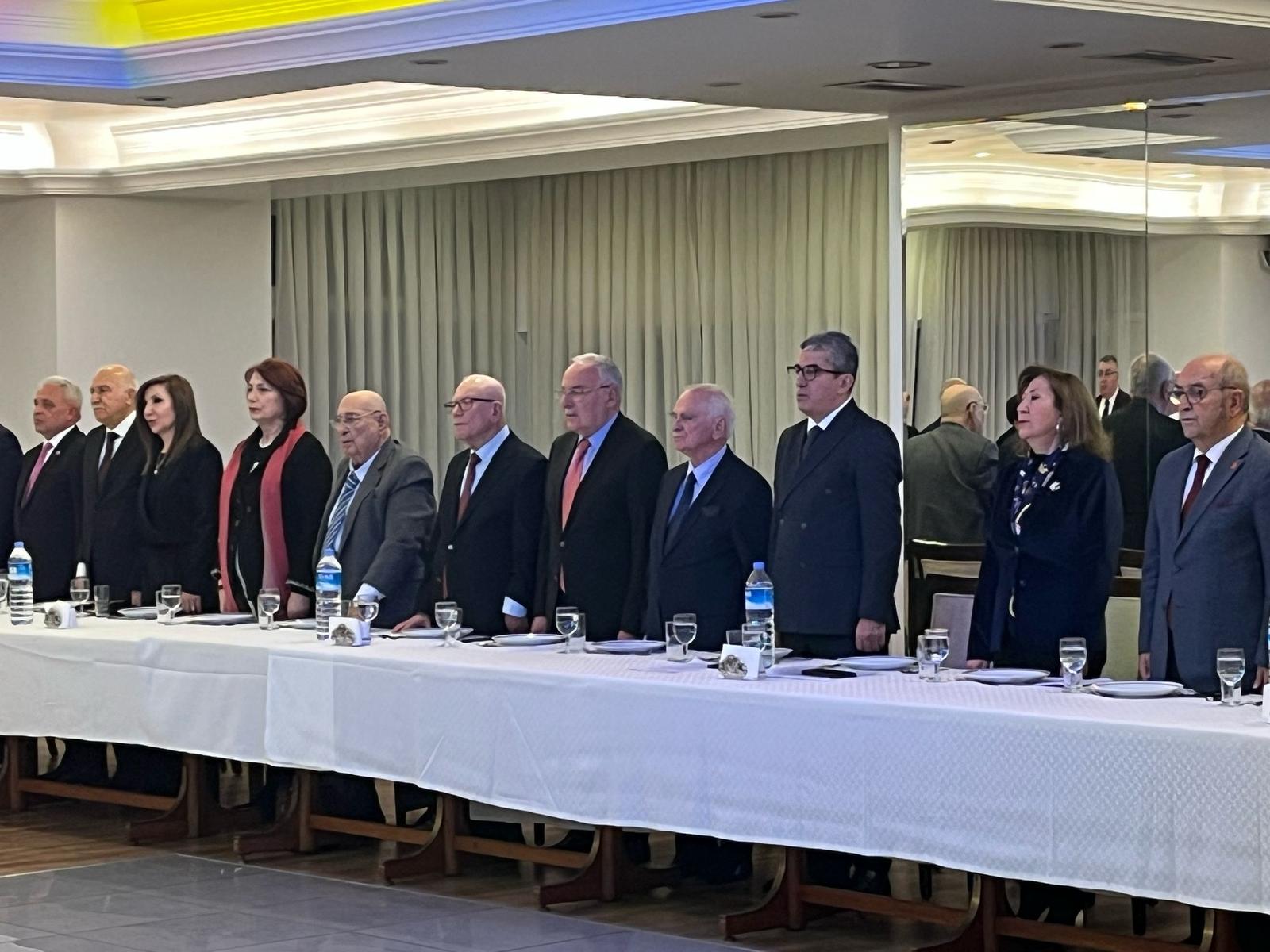 1 Mart Tezkeresi'nin reddedilmesinin yıl dönümü dolayısıyla Anadolu Kulübü'nde etkinlik düzenlendi. Etkinliğe, CHP Grup Başkanvekili Gökhan Günaydın da katıldı.
