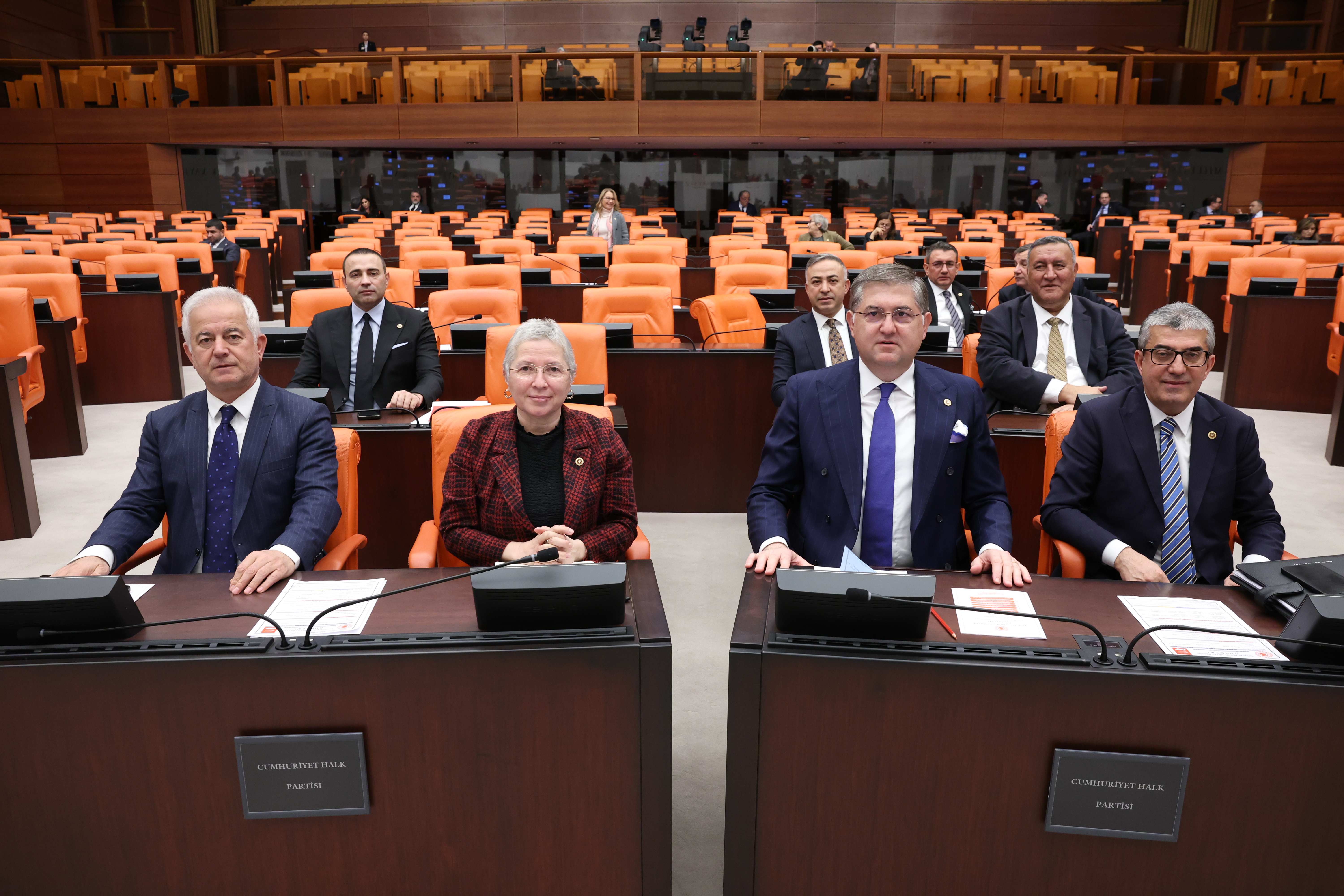 Bakan Hesap Vermedikten Sonra Komisyonun Anlamı Ne?