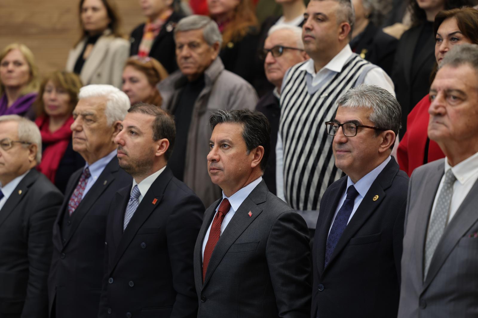 Muğla’nın Menteşe ilçesinde Türkan Saylan Çağdaş Yaşam Merkezi’nde düzenlenen 'Yeniden Atatürk Cumhuriyeti Paneli' yoğun ilgi gördü.