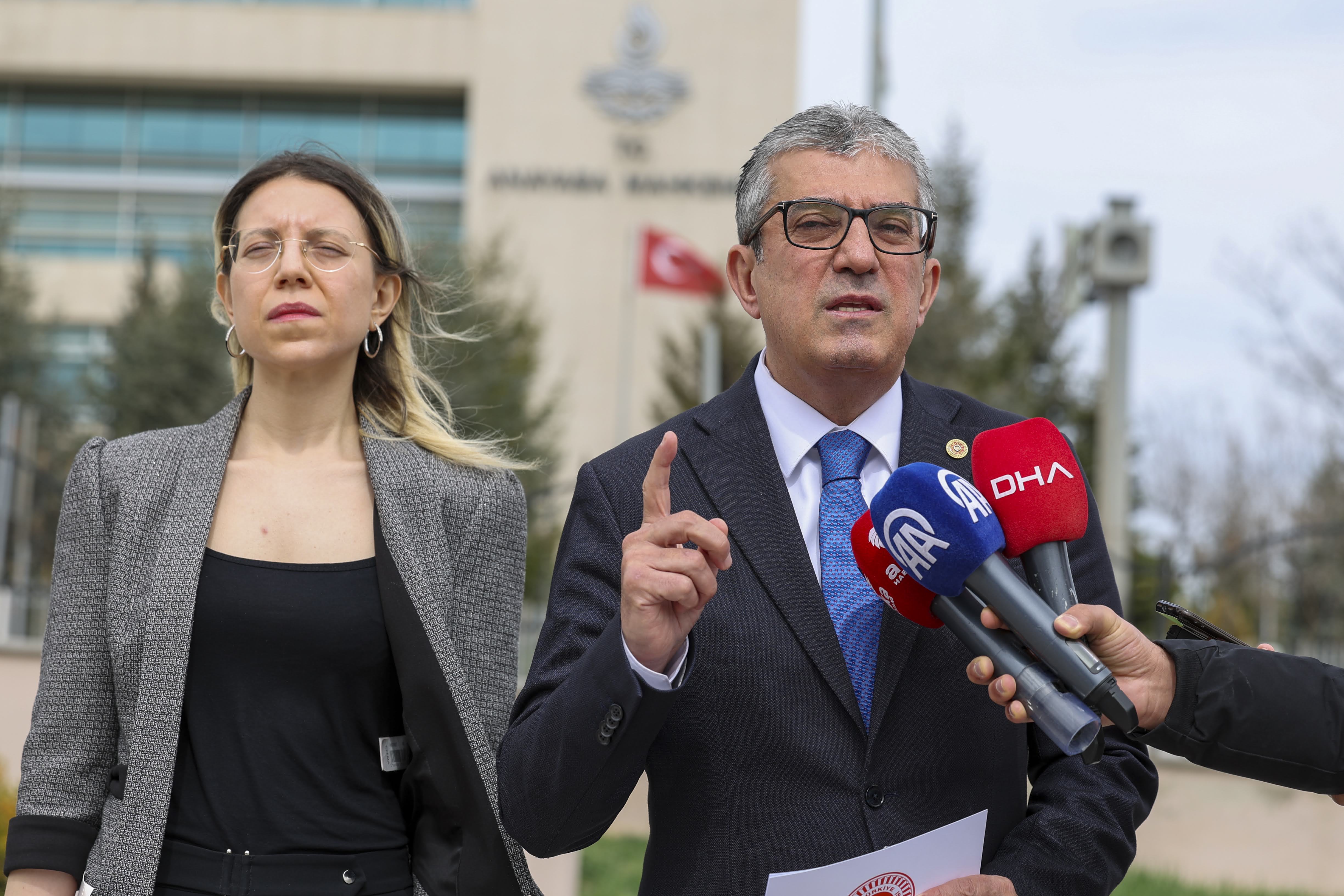 CHP Grubu olarak, TMSF'nin şirketlere kayyum atamasını düzenleyen kanunun yürürlüğünün durdurulması ve iptali istemiyle AYM'ye başvurduk.