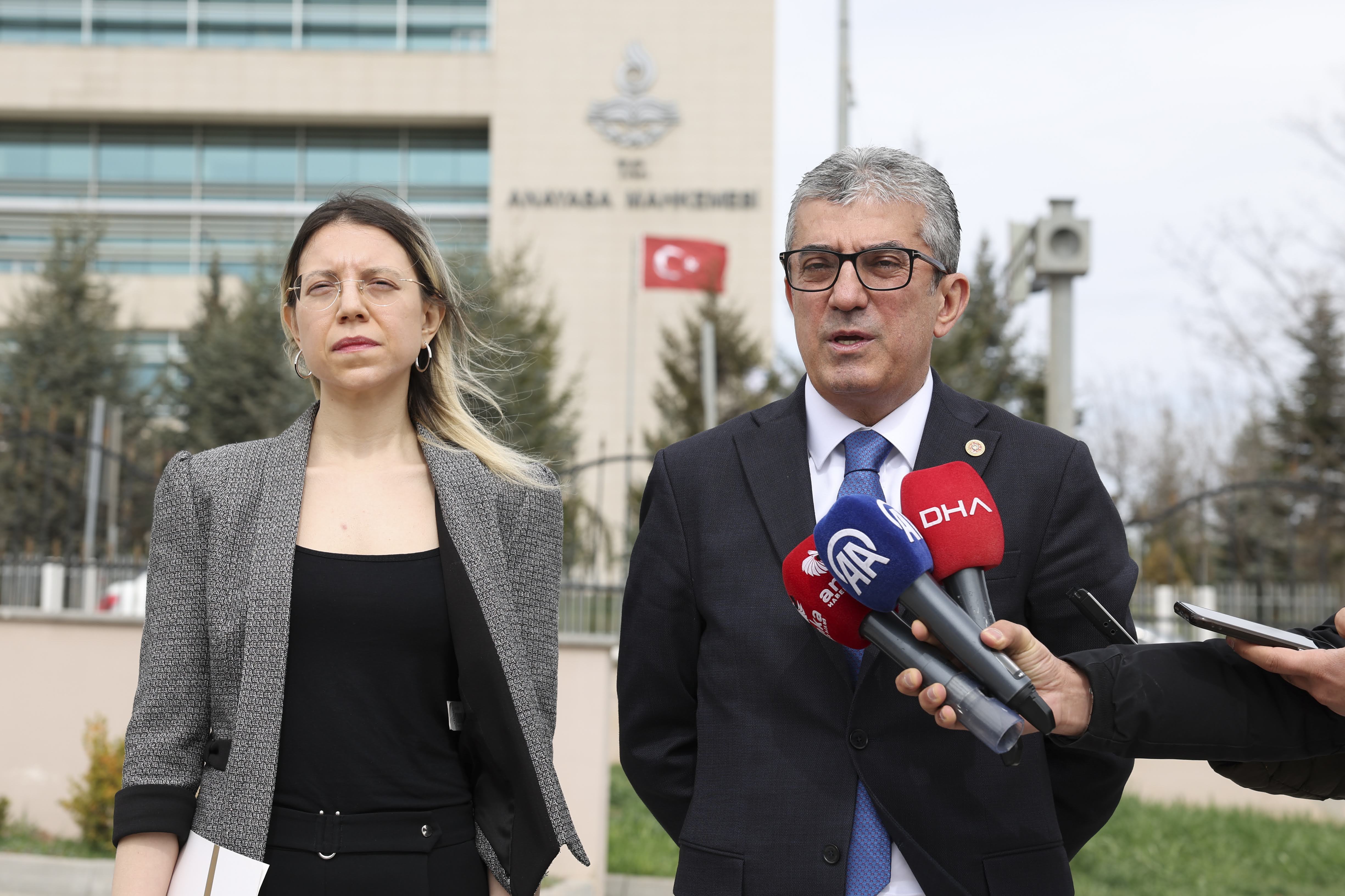CHP Grubu olarak, TMSF'nin şirketlere kayyum atamasını düzenleyen kanunun yürürlüğünün durdurulması ve iptali istemiyle AYM'ye başvurduk.
