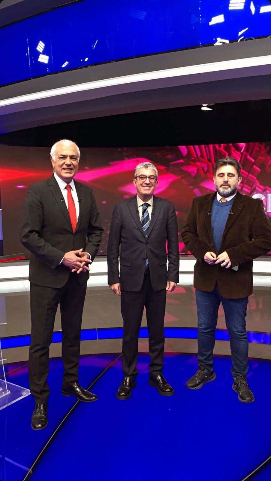 Doç. Dr. Gökhan Günaydın; çözüm sürecini, silah bırakma çağrısını ve Erdoğan'ın bu çağrı sonrası yaptığı açıklamaları değerlendirdi.
