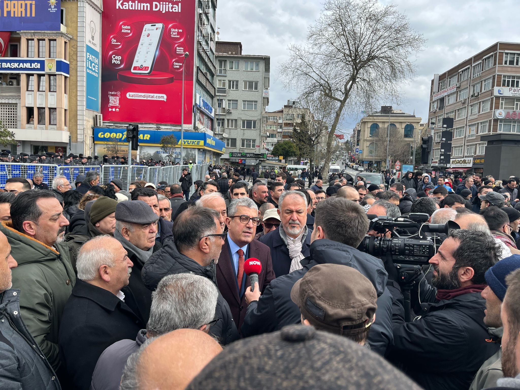 İmamoğlu'ndan Çağrı Var: '23 Mart'ta 81 İlde, 970 İlçede Kimse Sandıkları Boş Bırakmasın'