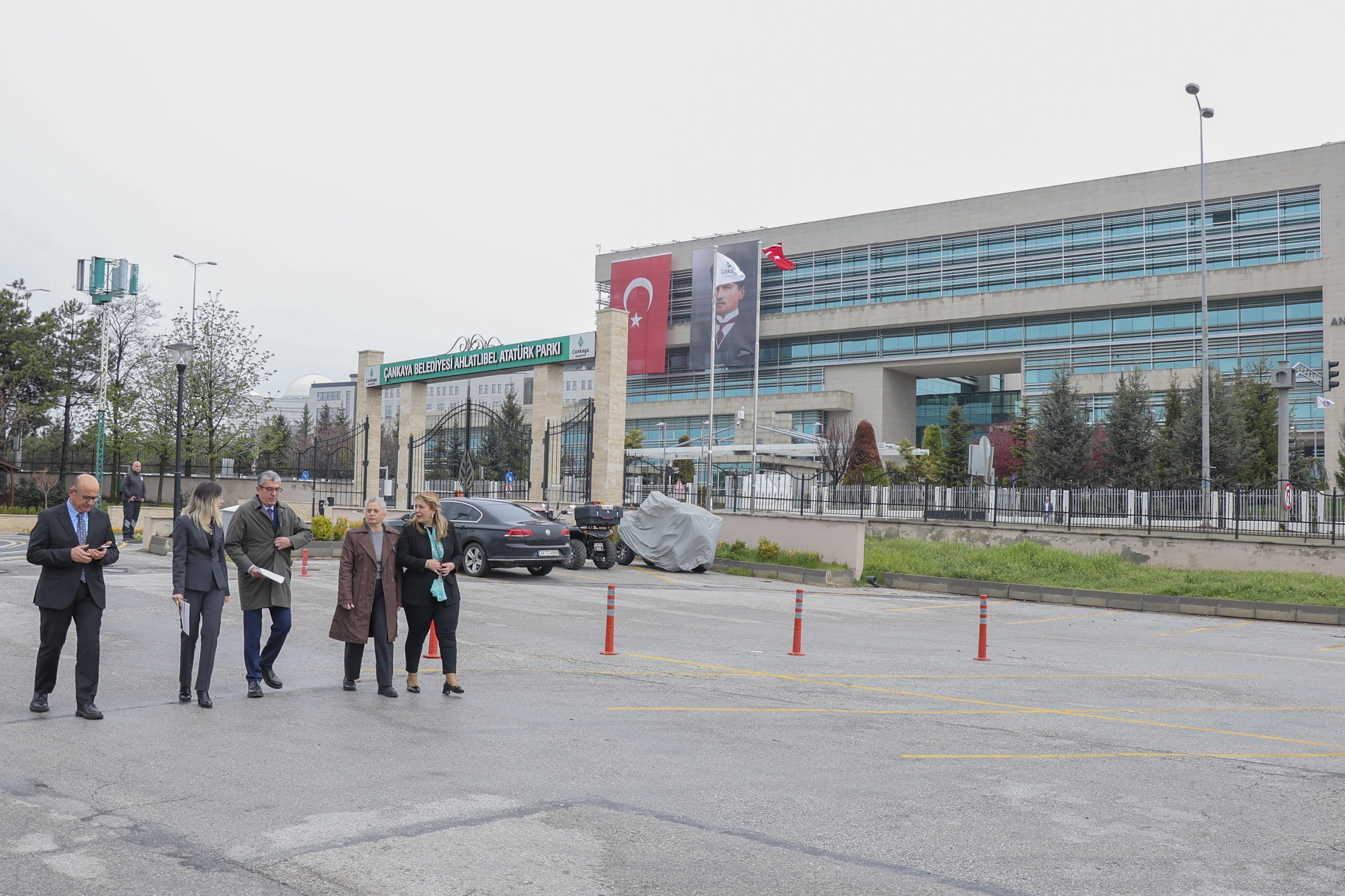 Adalet Akademisi ve Bilimsel ve Teknolojik Araştırma Kurumu ile ilgili düzenlemeler ile bazı CBK'ların yürürlüğünün durdurulması ve iptali istemiyle AYM'ye başvurduk.