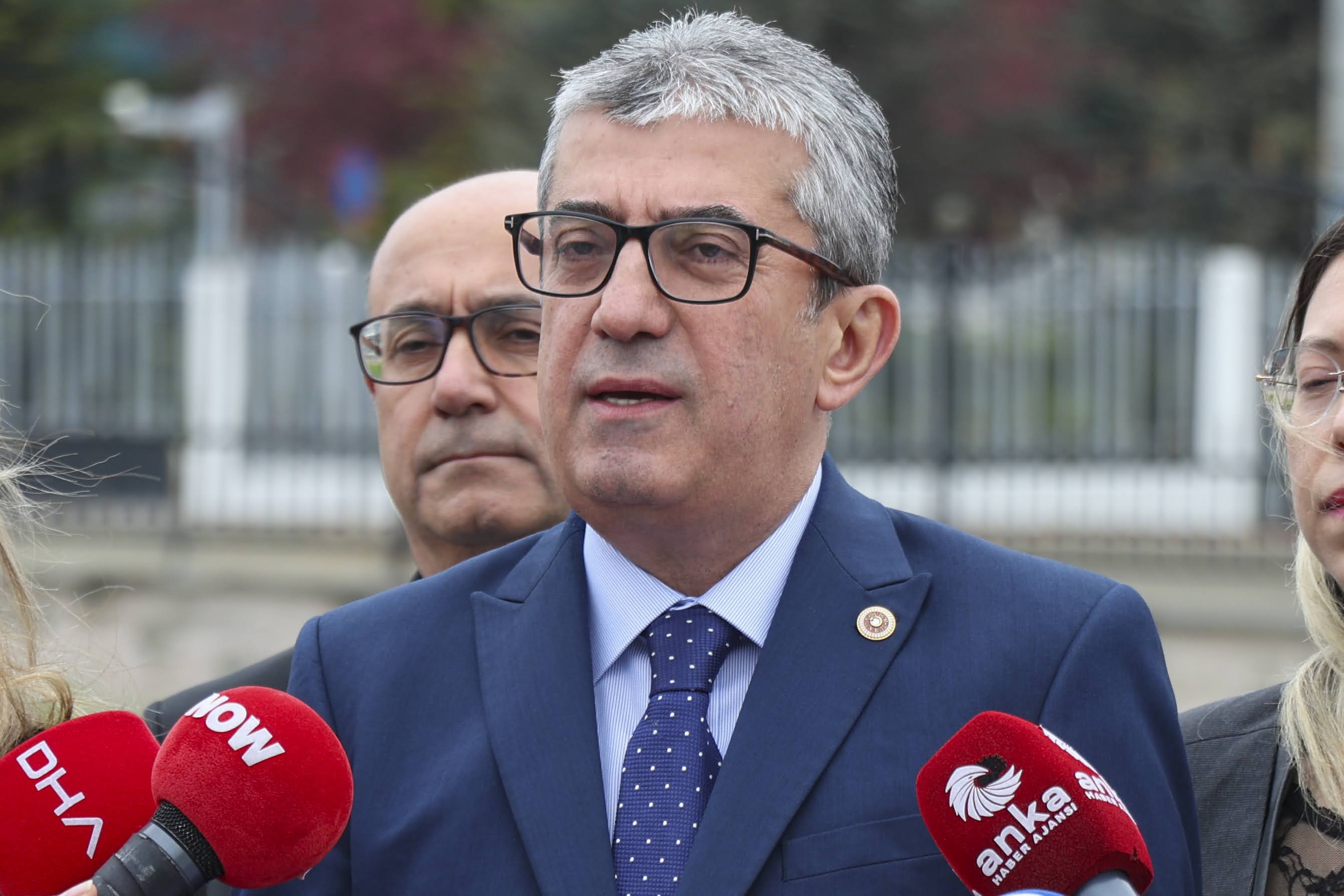 Adalet Akademisi ve Bilimsel ve Teknolojik Araştırma Kurumu ile ilgili düzenlemeler ile bazı CBK'ların yürürlüğünün durdurulması ve iptali istemiyle AYM'ye başvurduk.