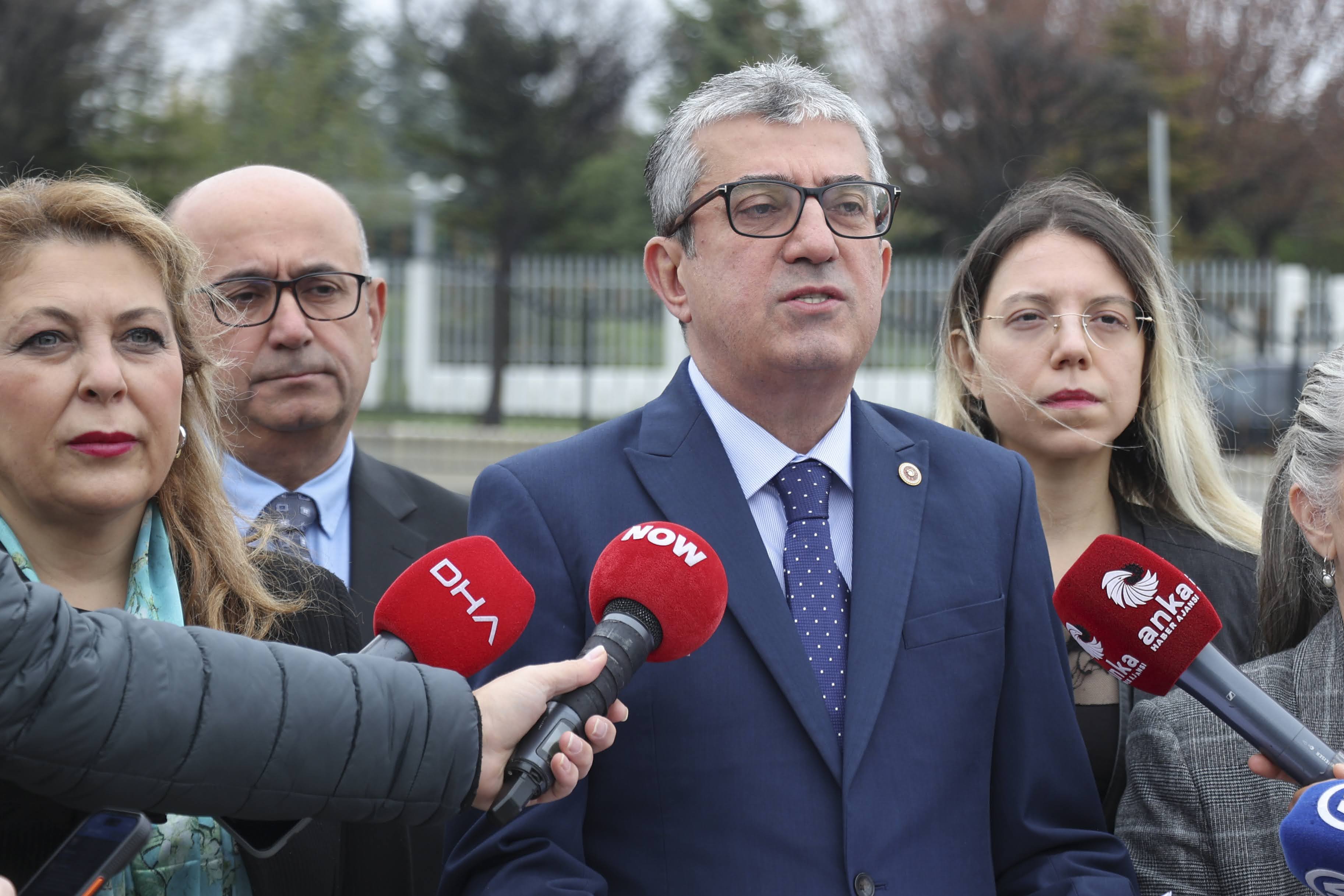 Adalet Akademisi ve Bilimsel ve Teknolojik Araştırma Kurumu ile ilgili düzenlemeler ile bazı CBK'ların yürürlüğünün durdurulması ve iptali istemiyle AYM'ye başvurduk.