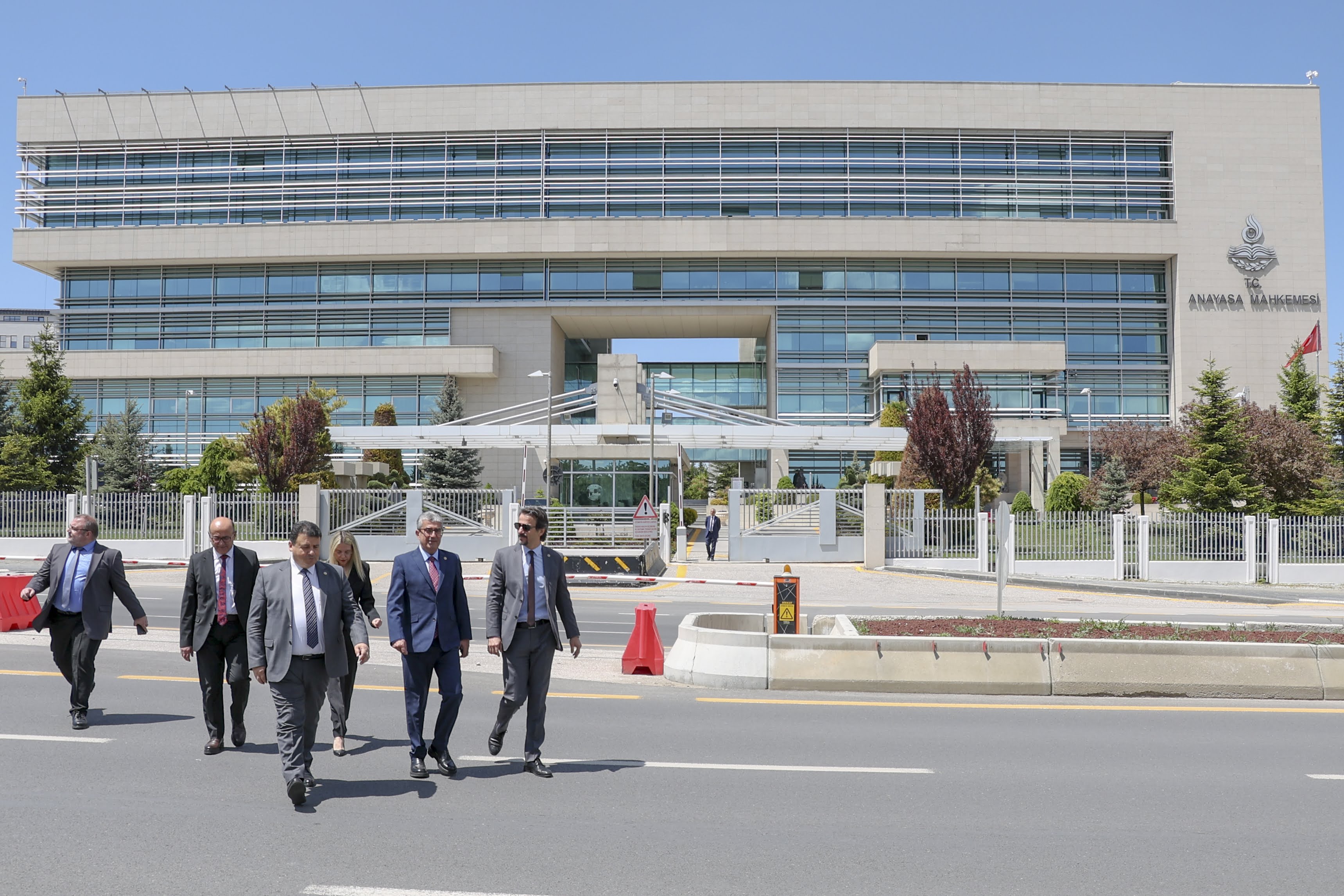 CHP Grup Başkanvekili Günaydın: "Hakim kararı olmaksızın kişisel verilerin kopyalanması ve verilere el konulması kabul edilebilir bir durum değildir"
