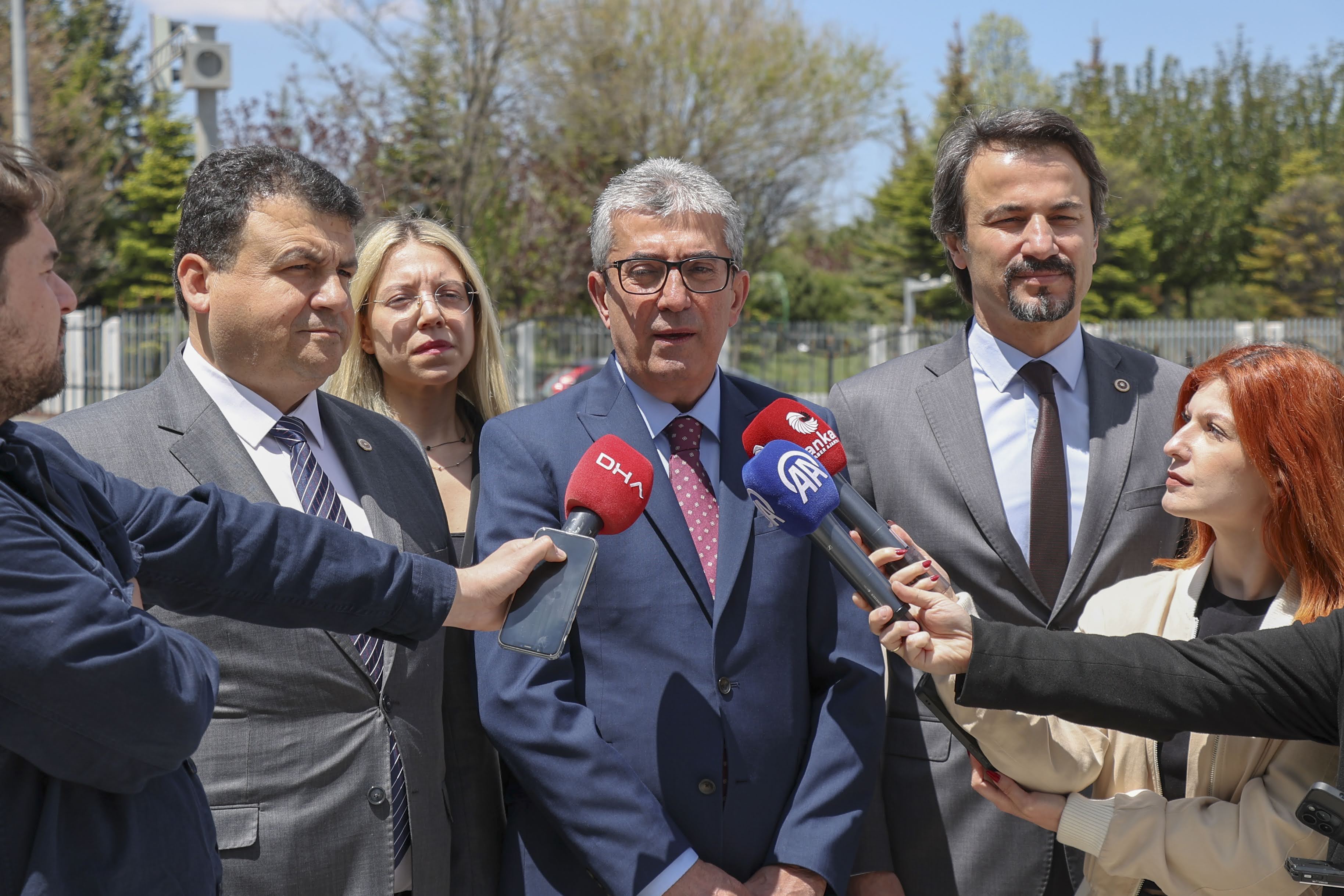 CHP Grup Başkanvekili Günaydın: "Hakim kararı olmaksızın kişisel verilerin kopyalanması ve verilere el konulması kabul edilebilir bir durum değildir"