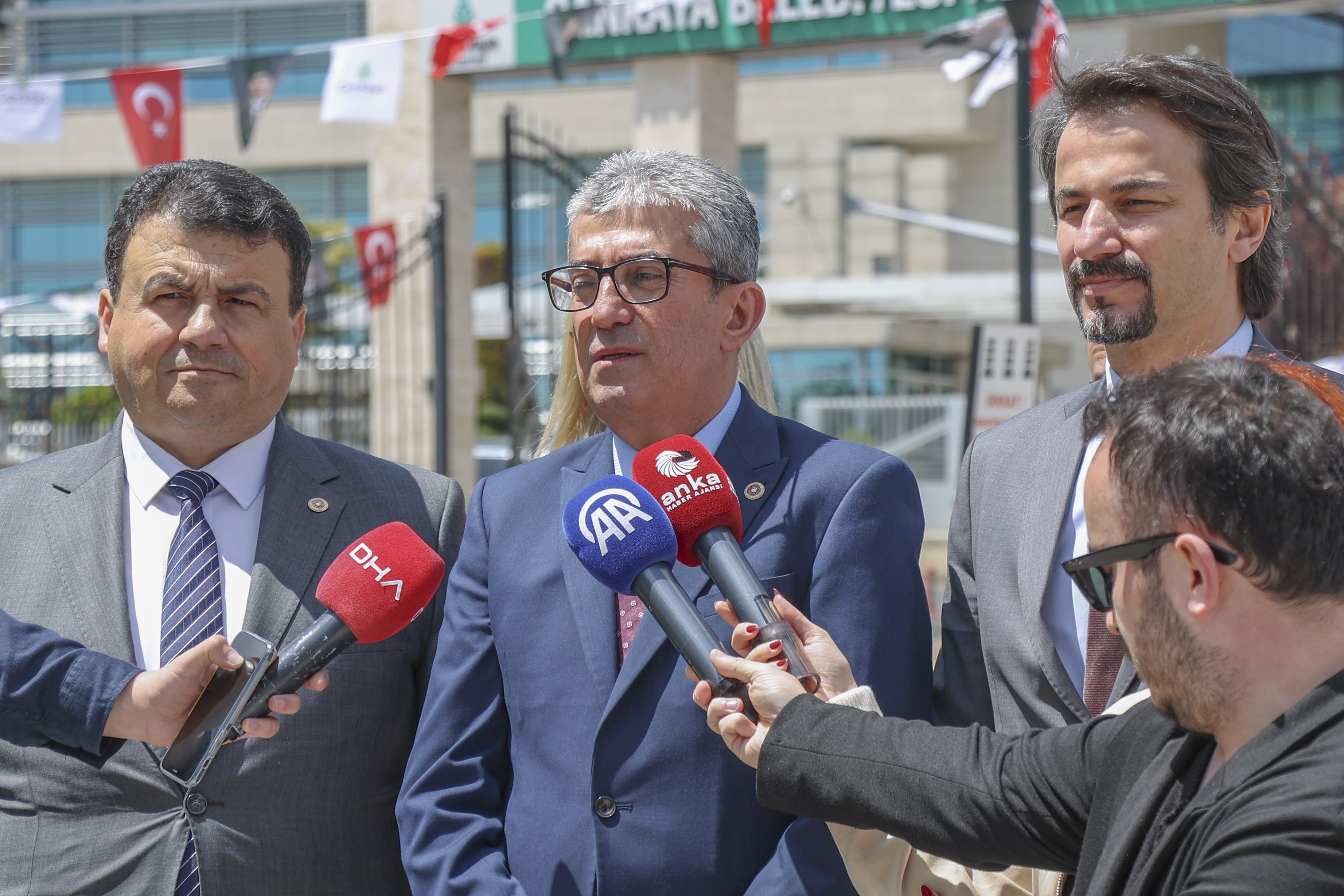 CHP Grup Başkanvekili Günaydın: "Hakim kararı olmaksızın kişisel verilerin kopyalanması ve verilere el konulması kabul edilebilir bir durum değildir"
