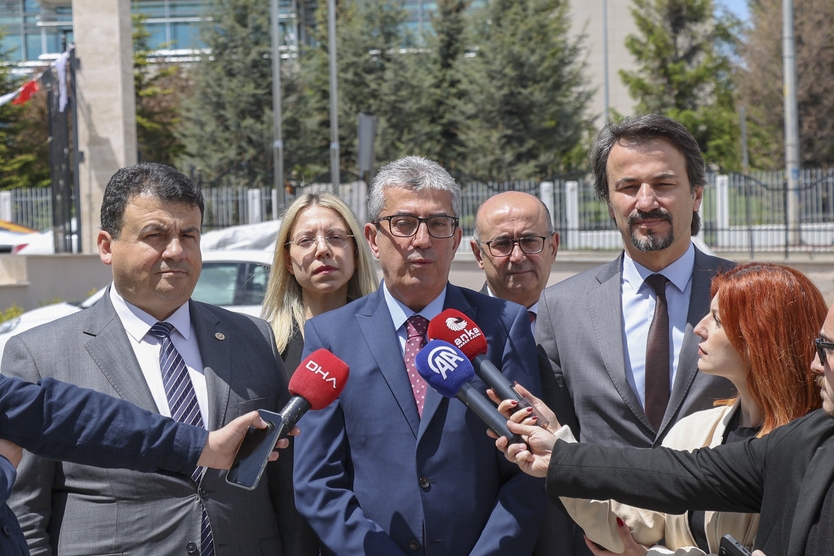 CHP Grup Başkanvekili Günaydın: "Hakim kararı olmaksızın kişisel verilerin kopyalanması ve verilere el konulması kabul edilebilir bir durum değildir"