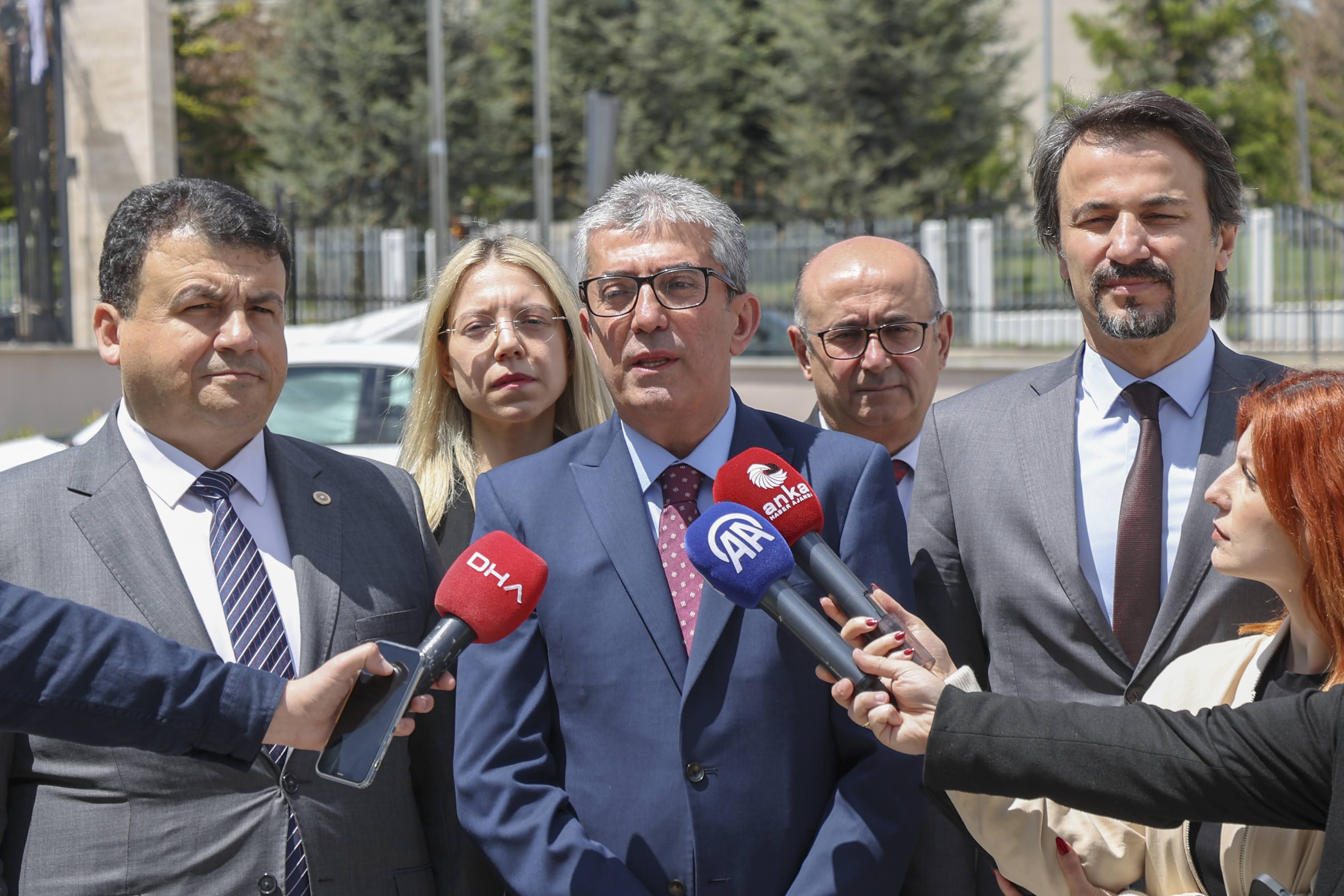 CHP Grup Başkanvekili Günaydın: "Hakim kararı olmaksızın kişisel verilerin kopyalanması ve verilere el konulması kabul edilebilir bir durum değildir"
