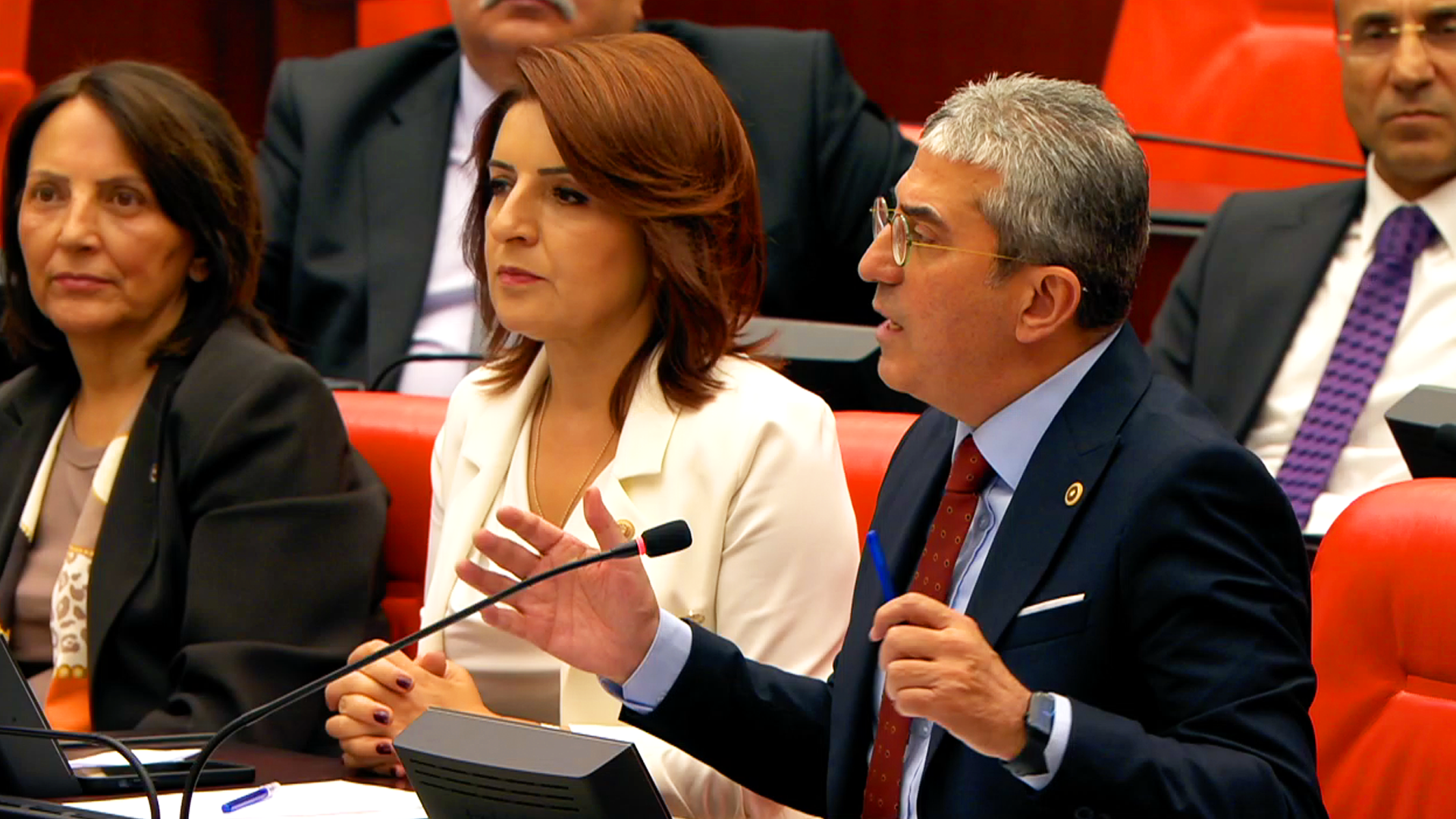 Adaleti Çıkartırsanız Geriye Bir Çeteden Başka Ne Kalır?