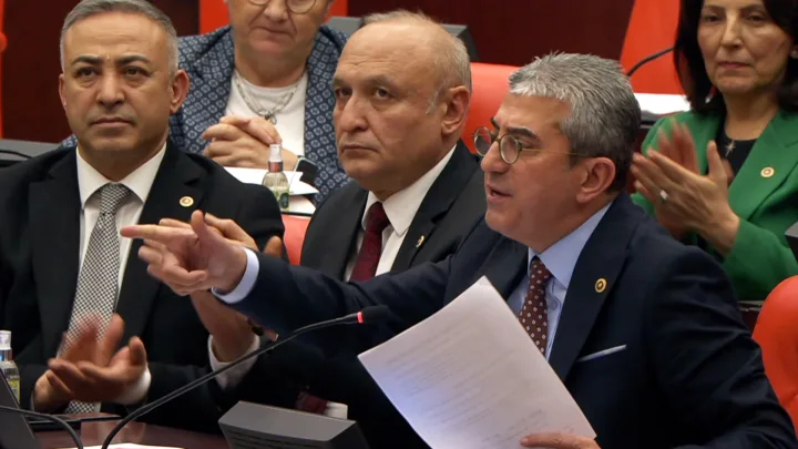 Gençlik Sorunları Çığ Gibi Büyüyor