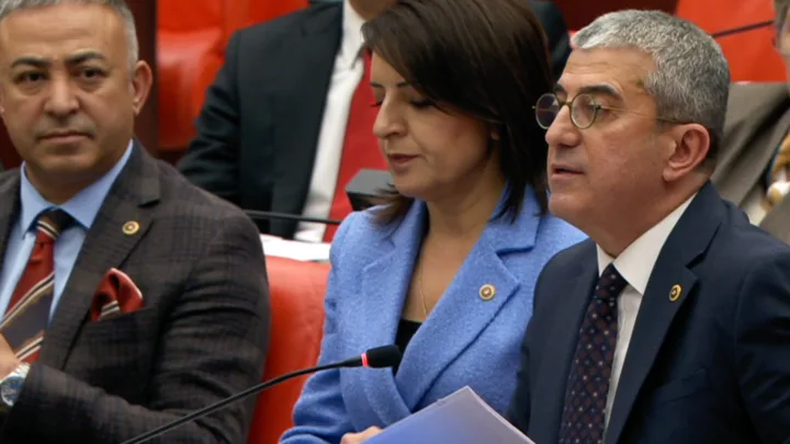 Son 5 Aydaki Üç Şüpheli Uçak Kazası Meclis Gündeminde