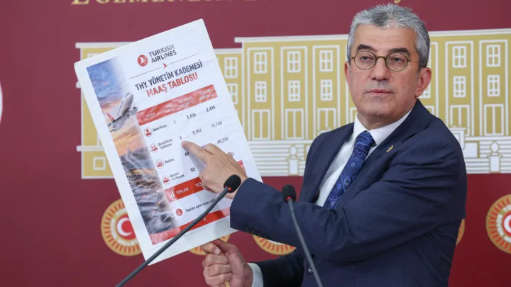Bir Asgari Ücretlinin 342 Yıl Boyunca Alacağı Parayı THY’de 1 Ayda Götürüyorlar!
