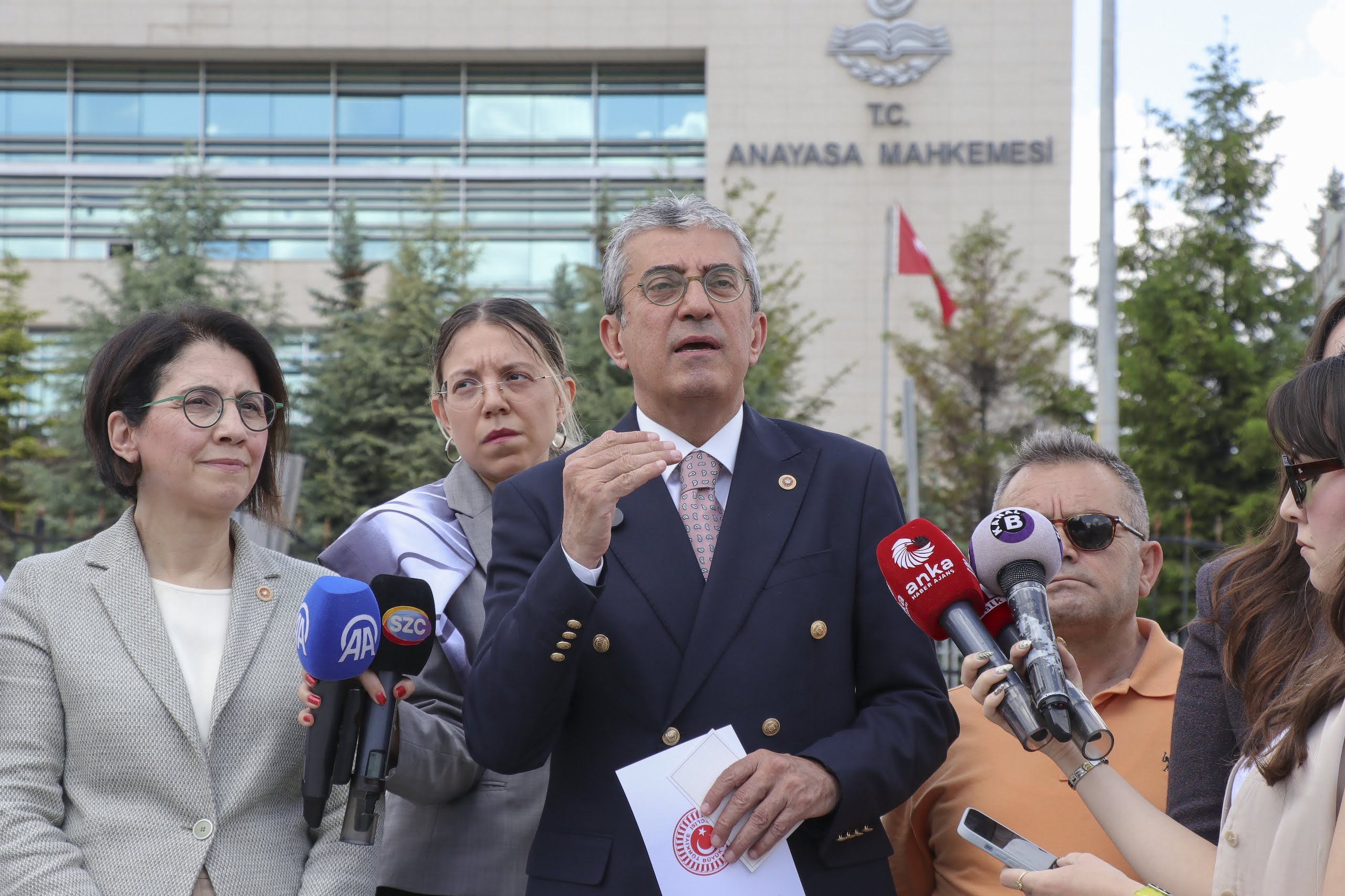 Gökhan Günaydın Anayasa Mahkemesine Başvuru Sonrasında Basın Açıklaması Yaptı